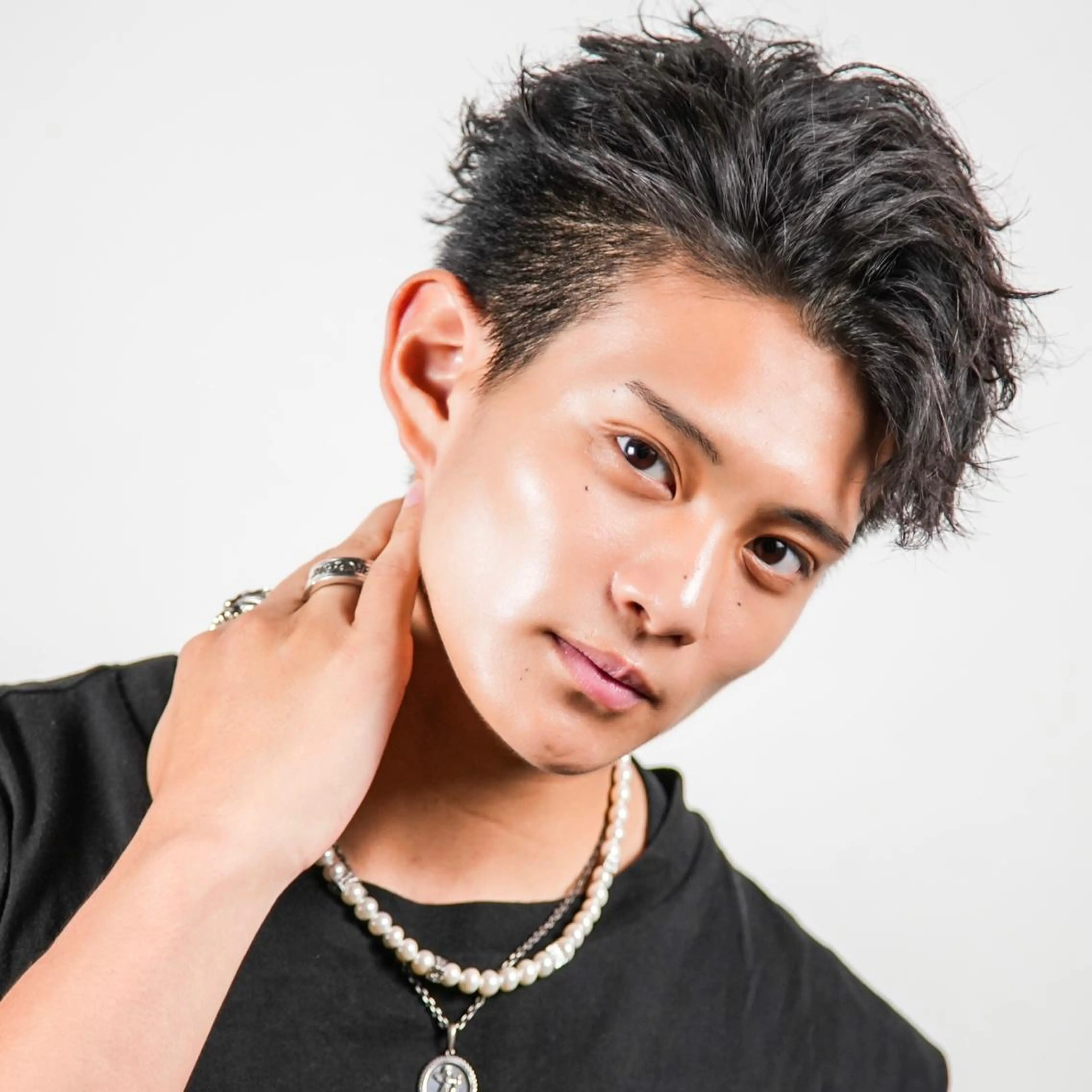 ショート カラー パーマ メンズ かきあげバング カット 🔥メンズ🔥かっこ いいが正義!代表柿崎のヘアスタイル