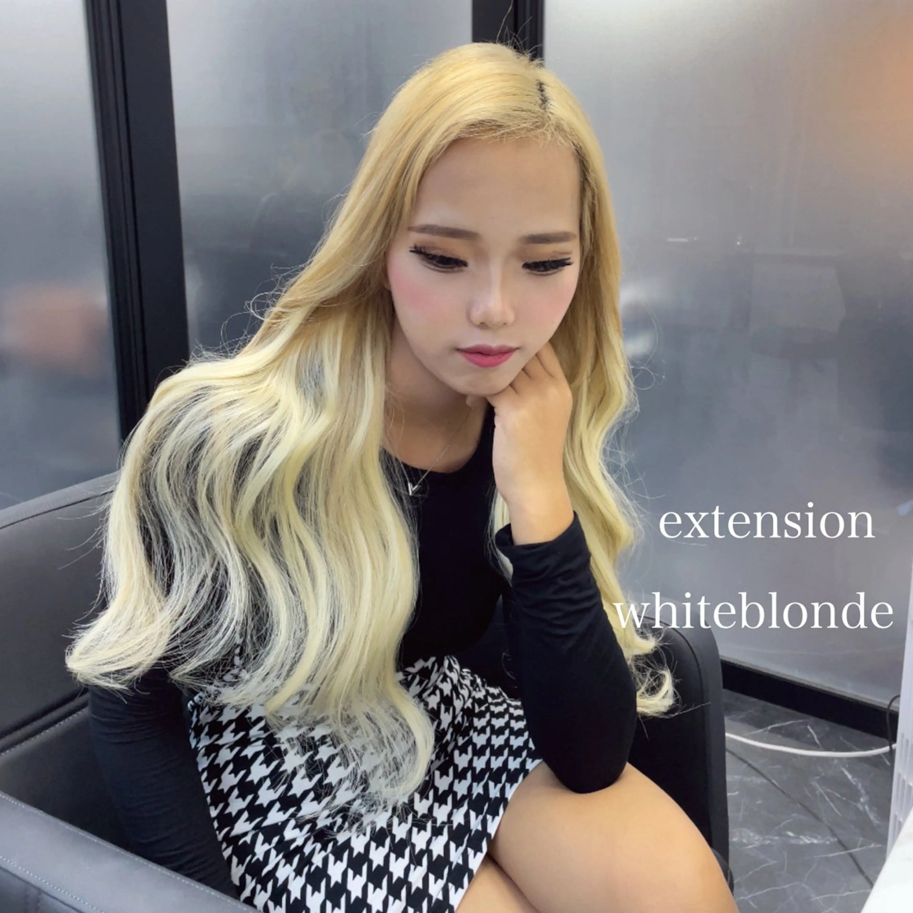 ロング カラー エクステ エクステ🩵ブリーチ 韓国ヘア🩵KAEのヘアスタイル