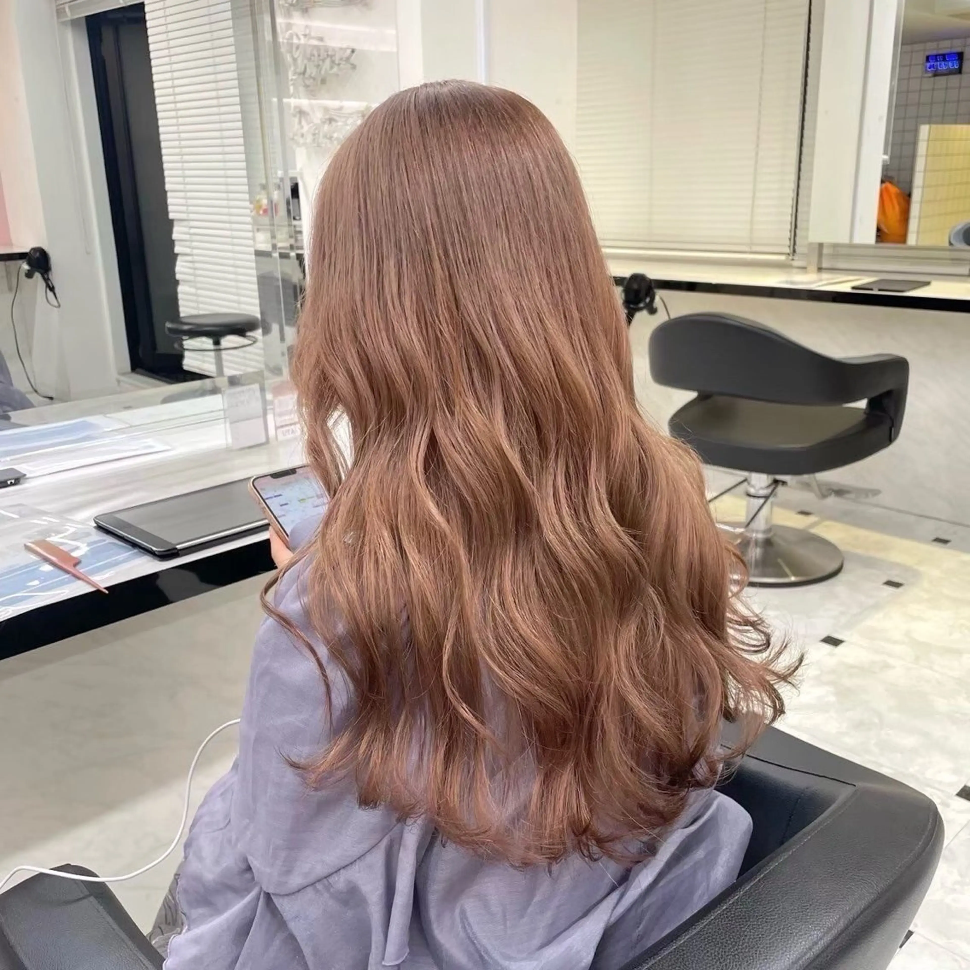 ロング カラー 盛れる上質ワンホン ヘア🤍YUME🤍のヘアスタイル