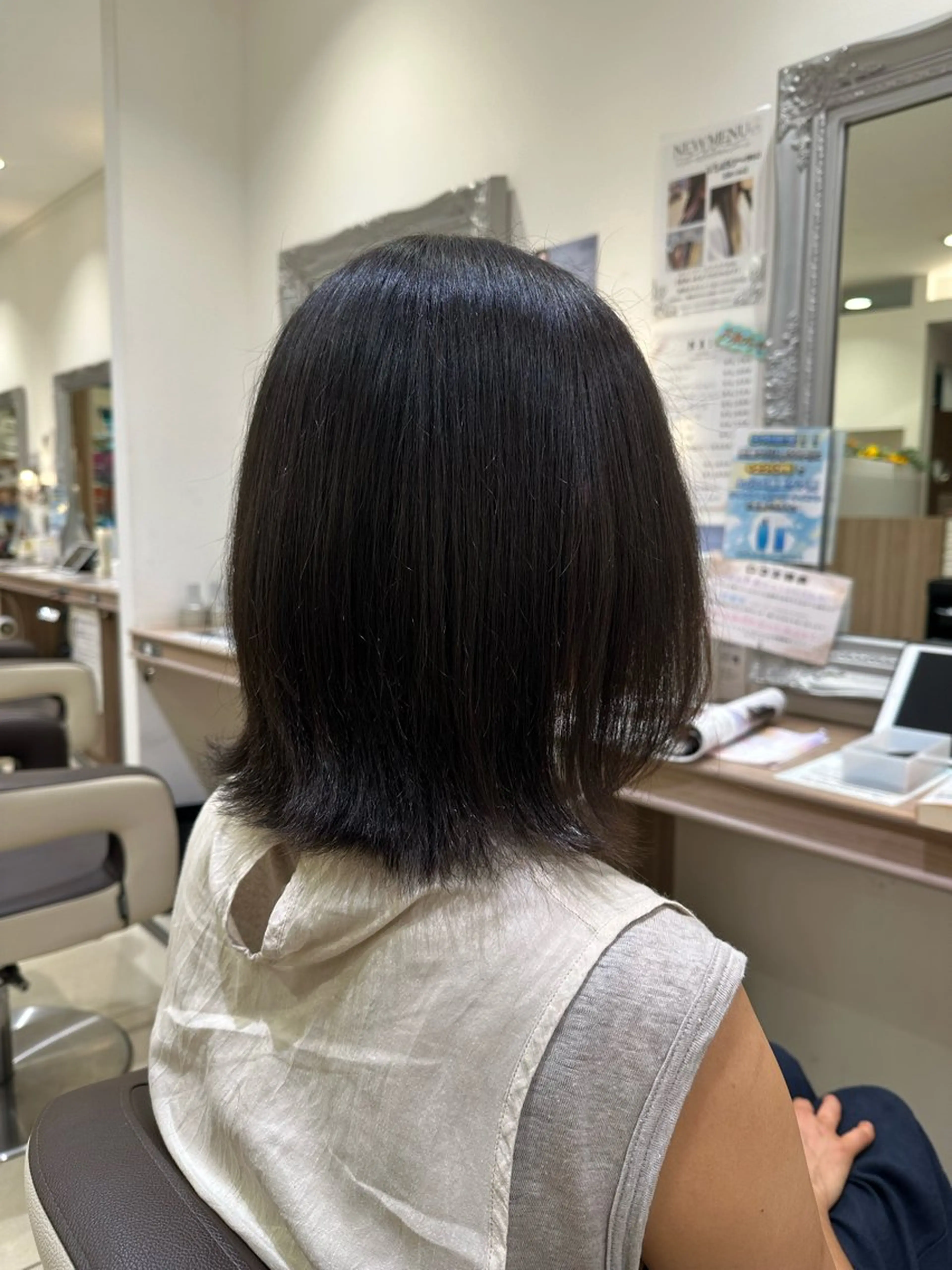 ミディアム ボブ 外ハネヘア カット Miyu🦄ash メンズカット/まつげのヘアスタイル