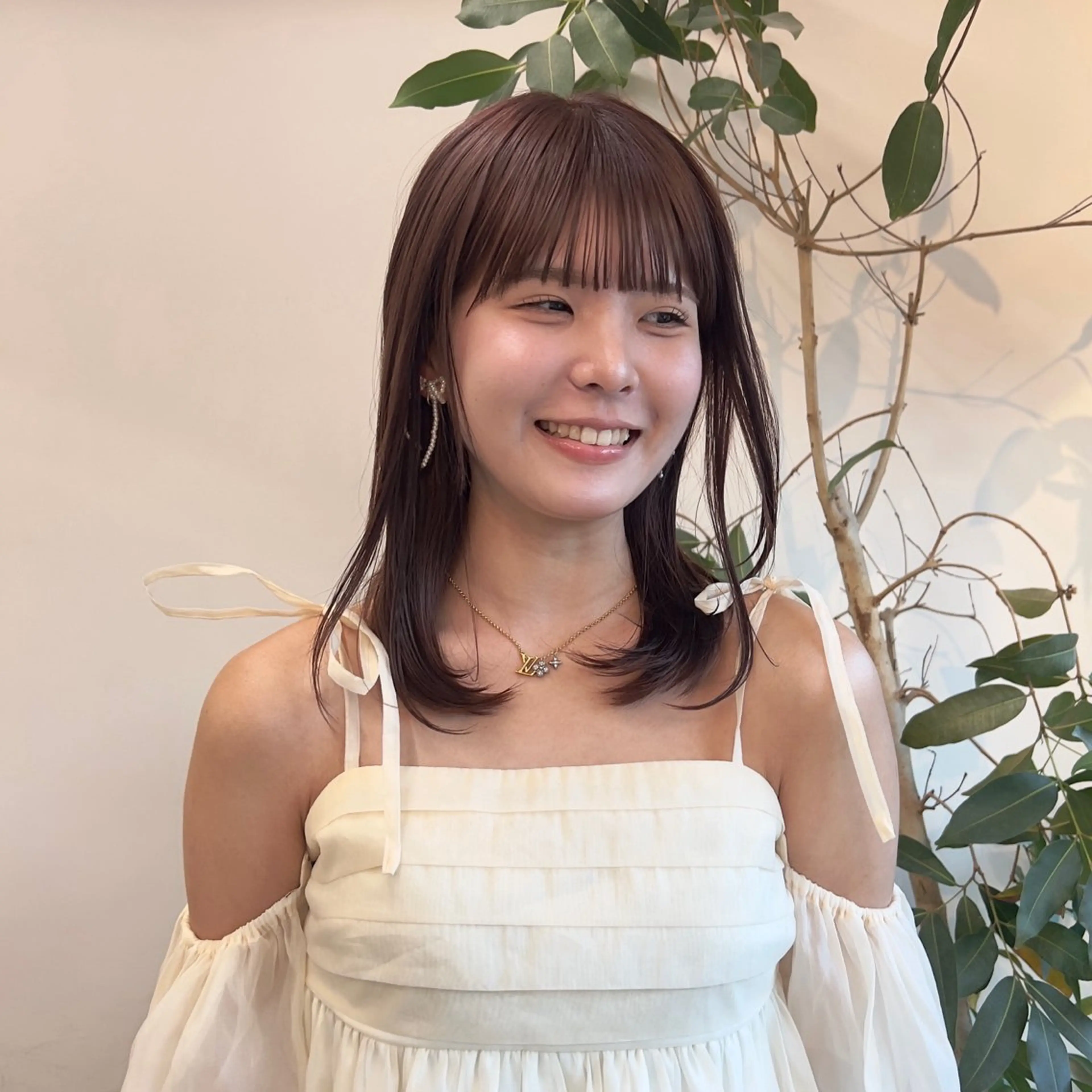 セミロング ヘアカラー sync所属・マツウラ サキミのヘアスタイル