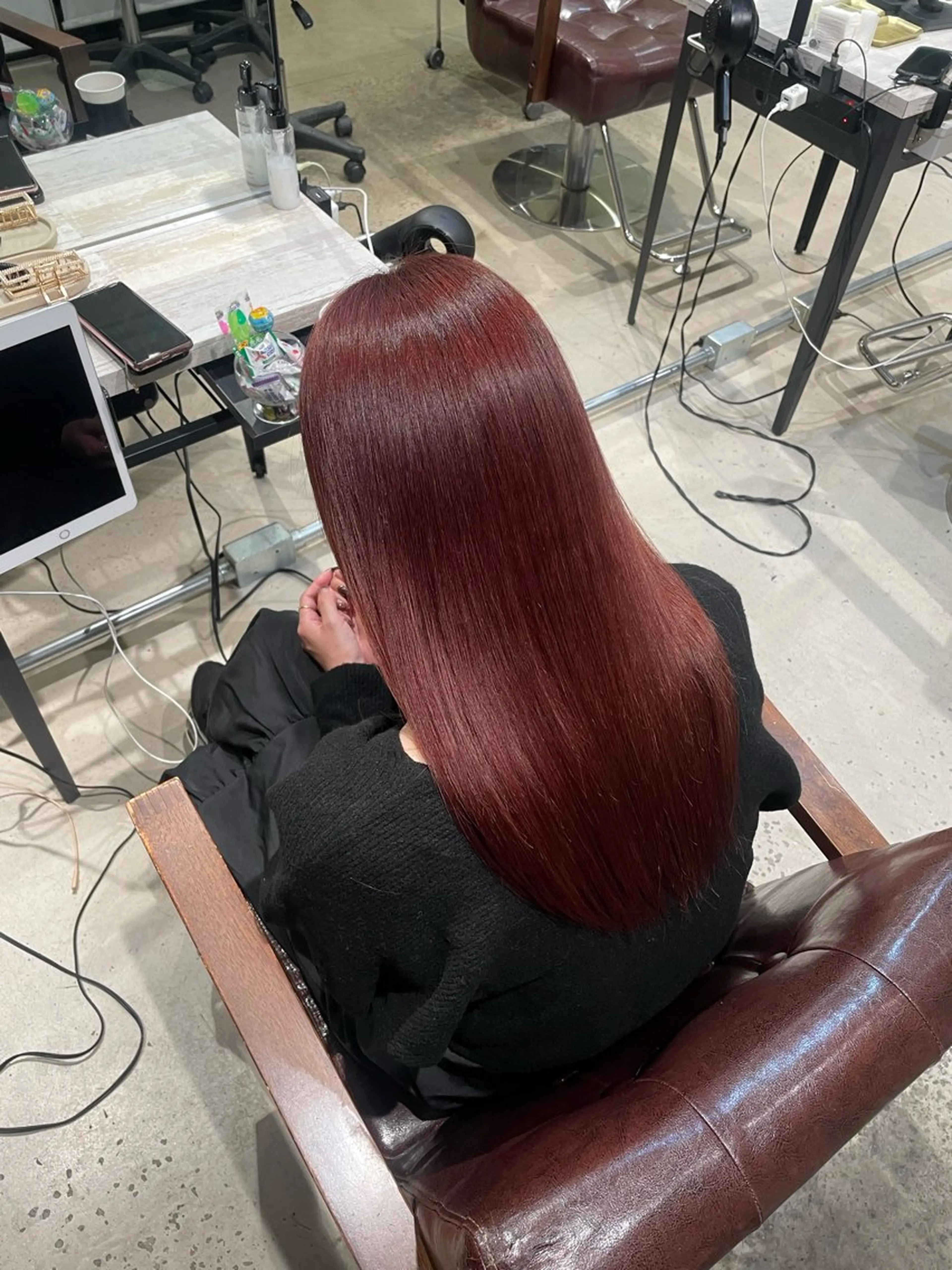 セミロング カラー カット ヘアカラー トリートメント youres hair 新宿3丁目店所属・🍫ハイトーン✖︎ 髪質改善🍫柴田のヘアスタイル