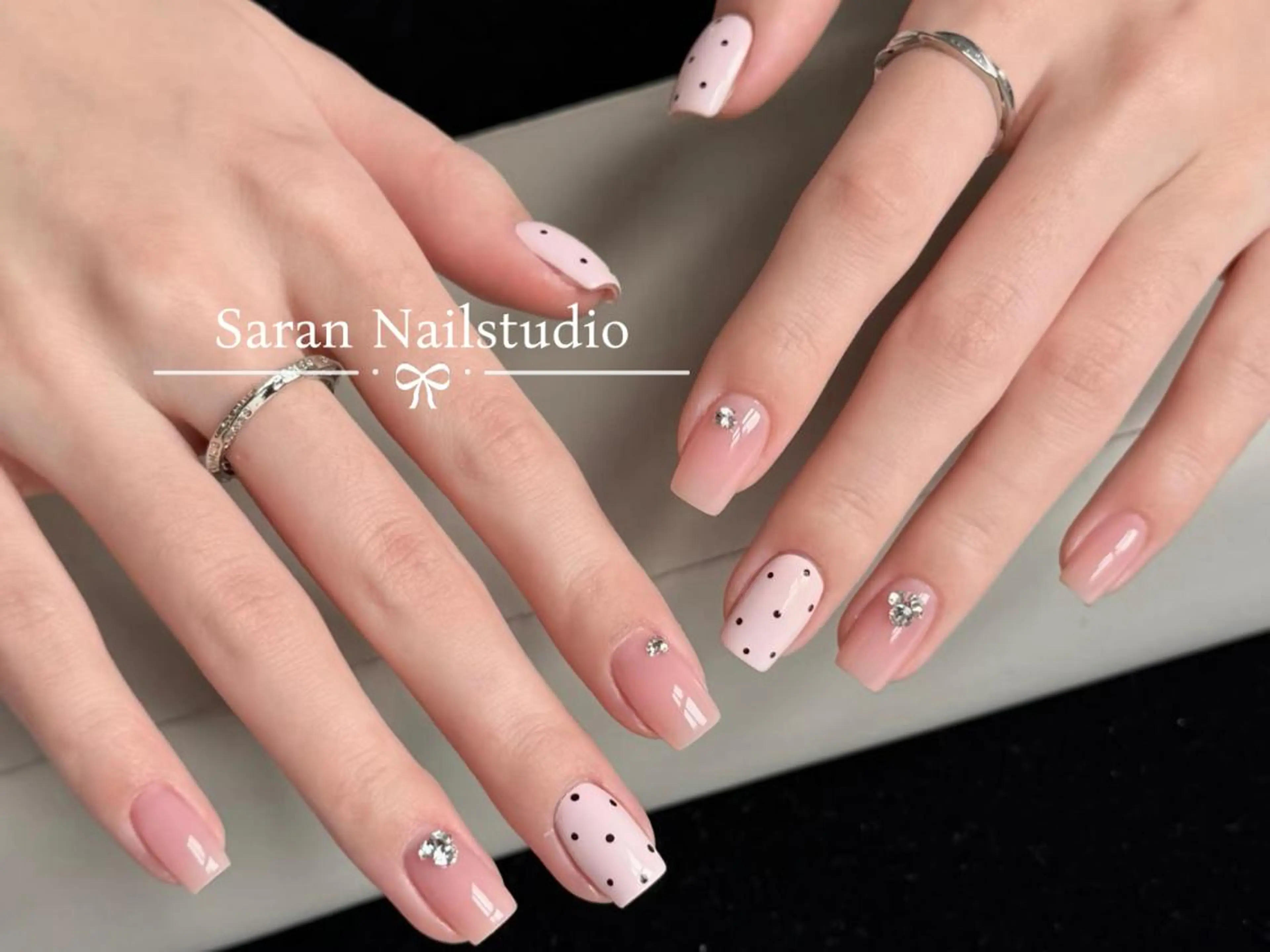 ネイル チークネイル 長さ出し フットネイル フレンチネイル ジェルネイル Saran Nailstudioのネイルデザイン
