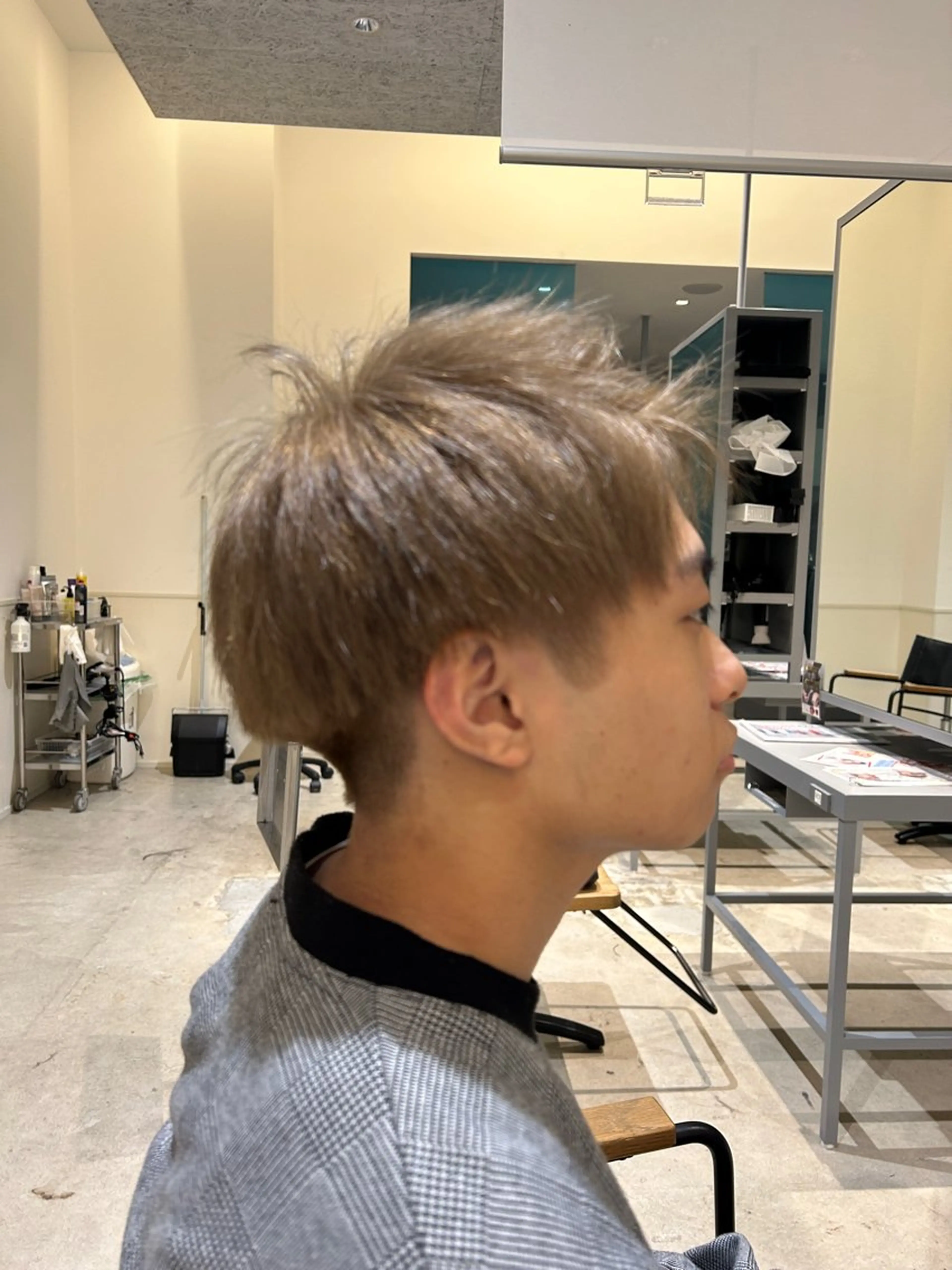 カラー メンズ マッシュ 中 海斗のヘアスタイル