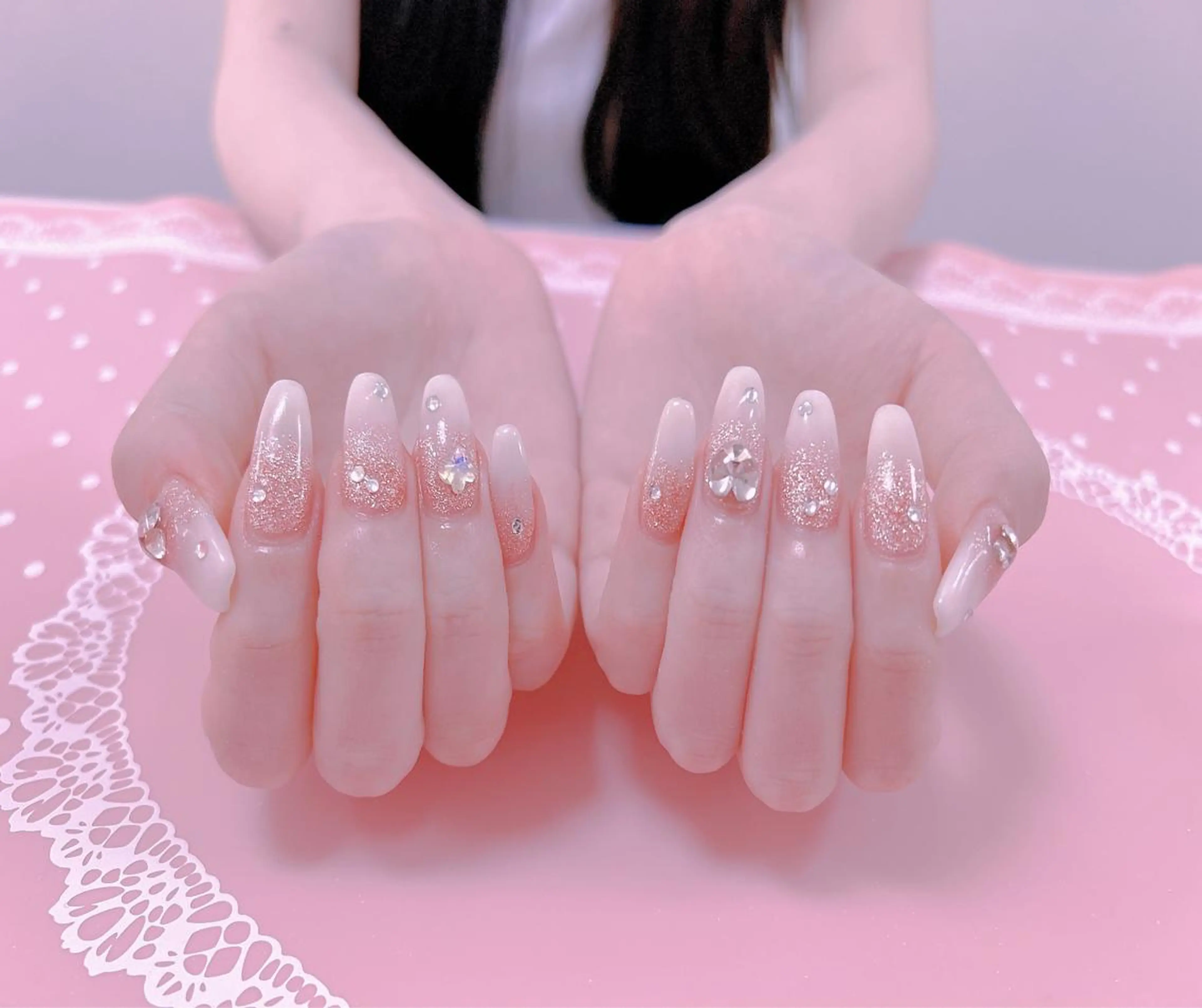 ネイル はぴねす所属・横浜 美夢のネイルデザイン