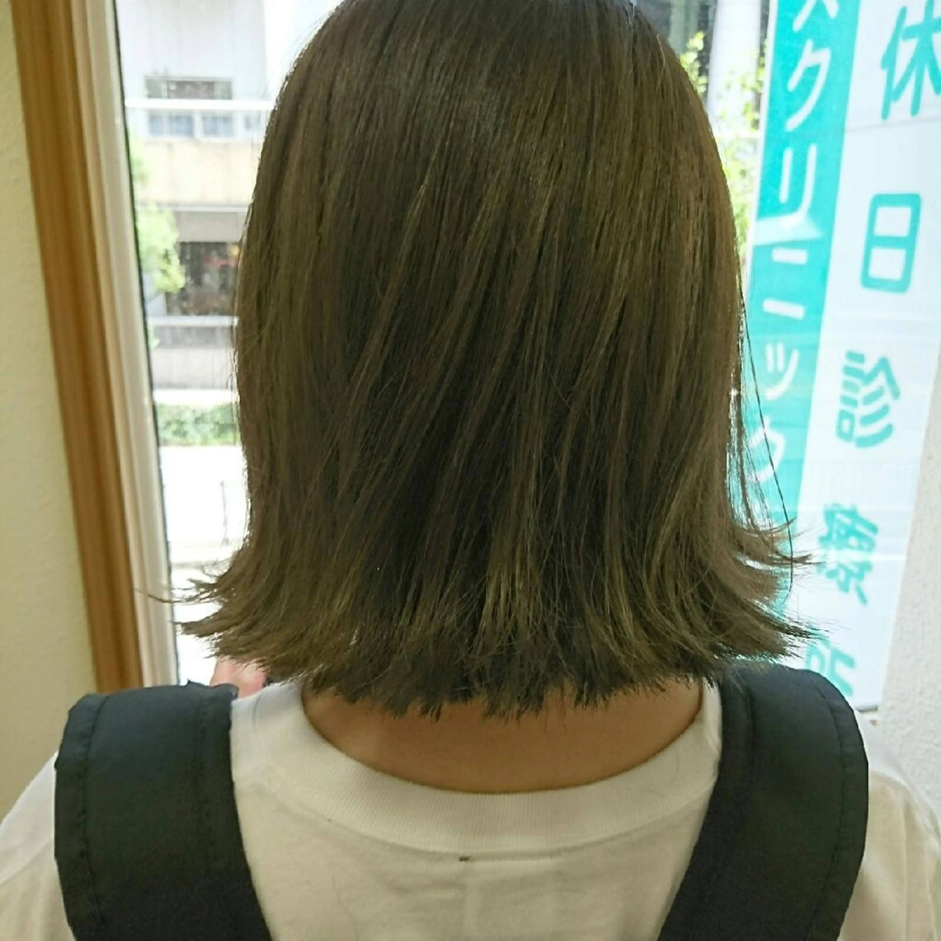 ショート ボブ 外ハネヘア 遠藤 拓馬のヘアスタイル