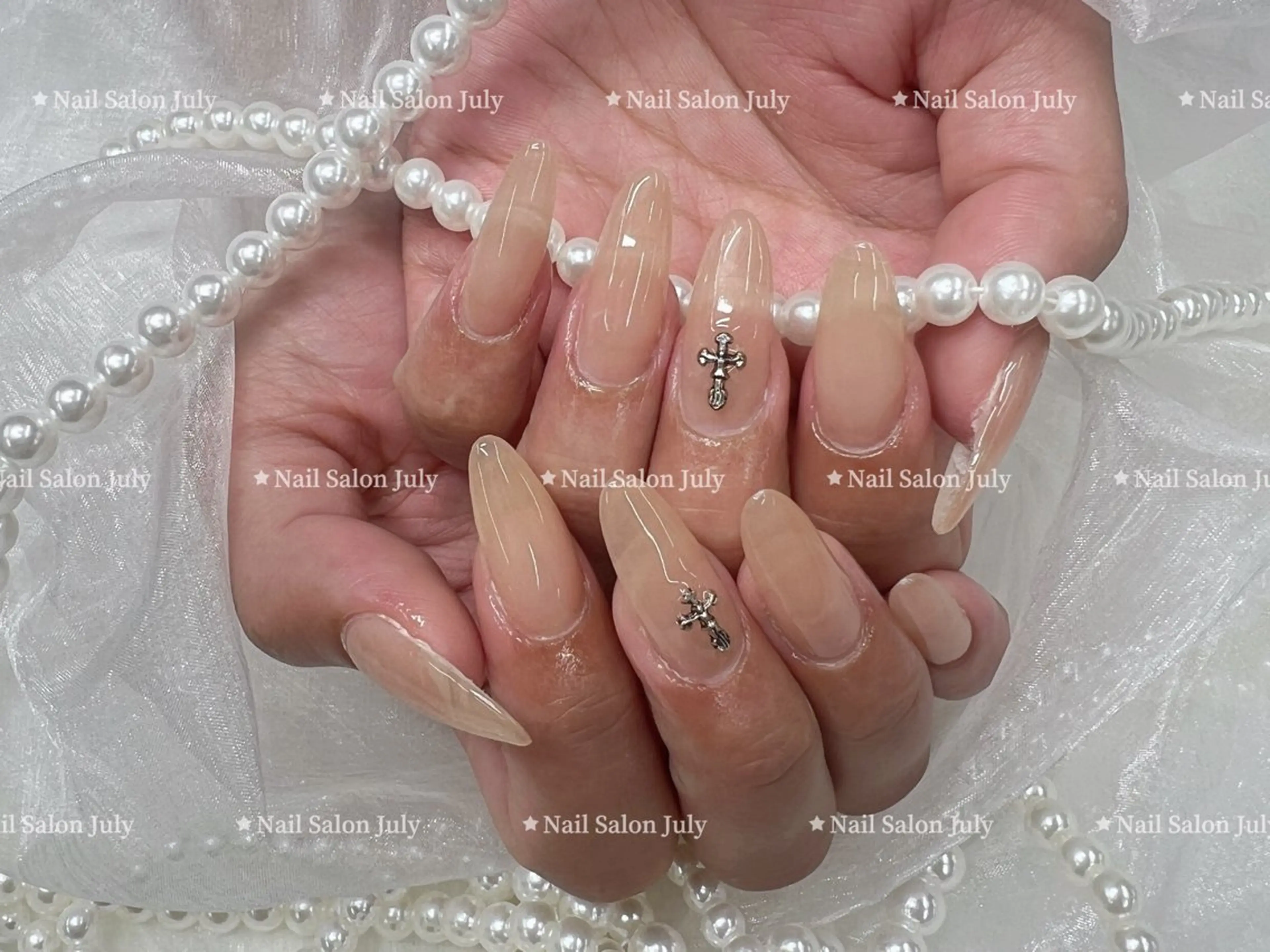 ネイル アートネイル オーロラネイル ジェルネイル ガーリー キラキラネイル July モモのネイルデザイン