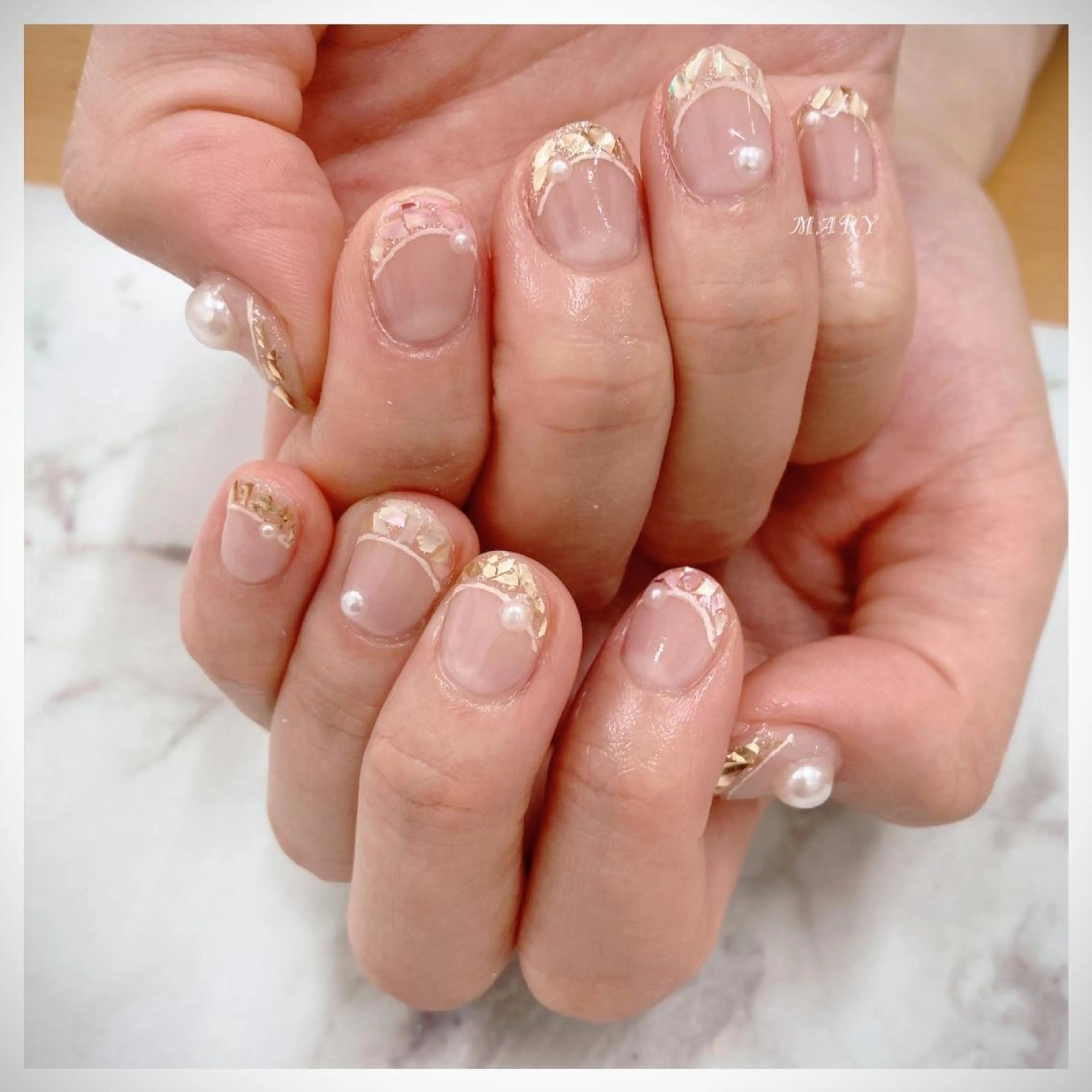 ネイル フレンチネイル ガラスフレンチ ニュアンスネイル ハンドネイル Mary nail .narumiのネイルデザイン