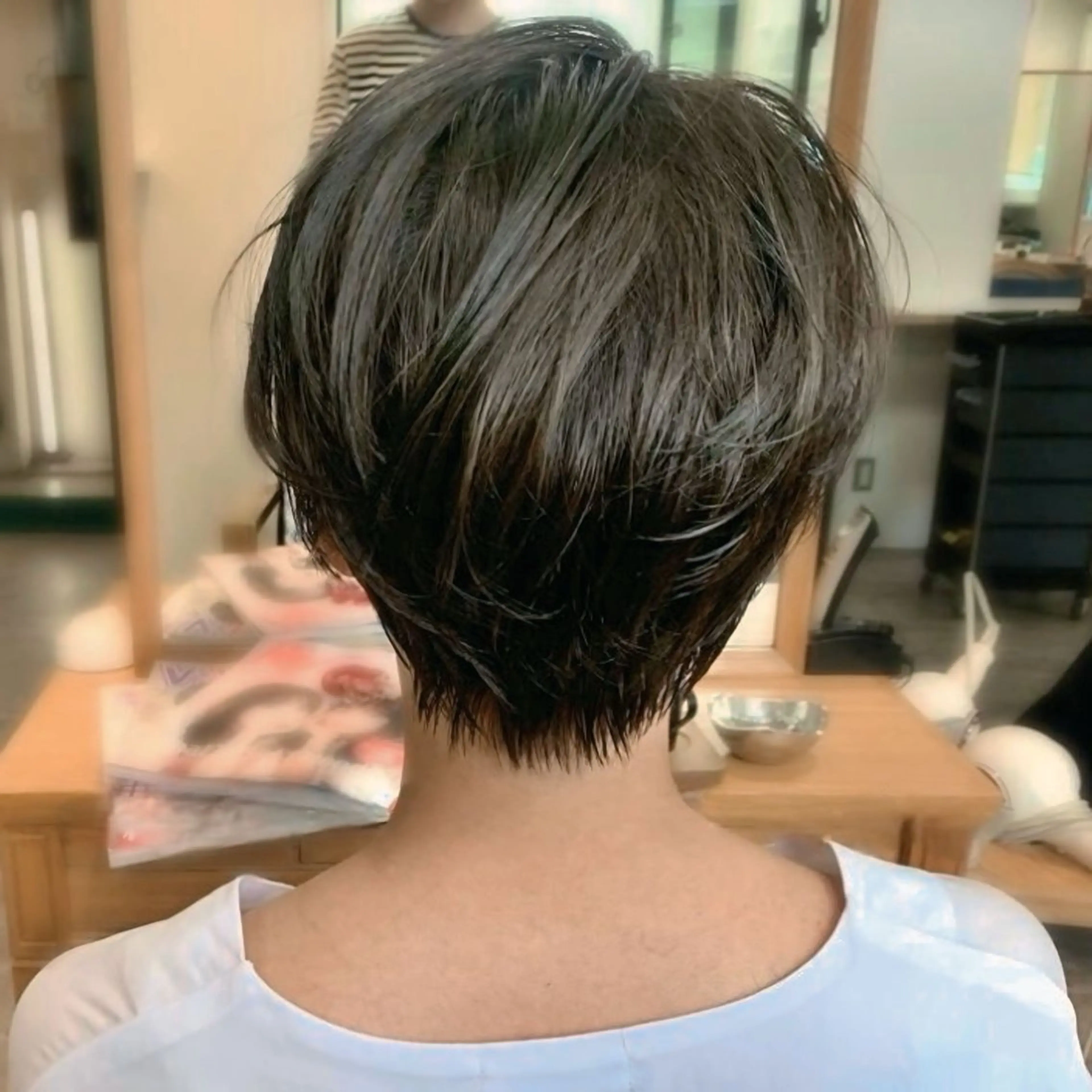 ショート カラー カット トリートメント 前田 健太のヘアスタイル