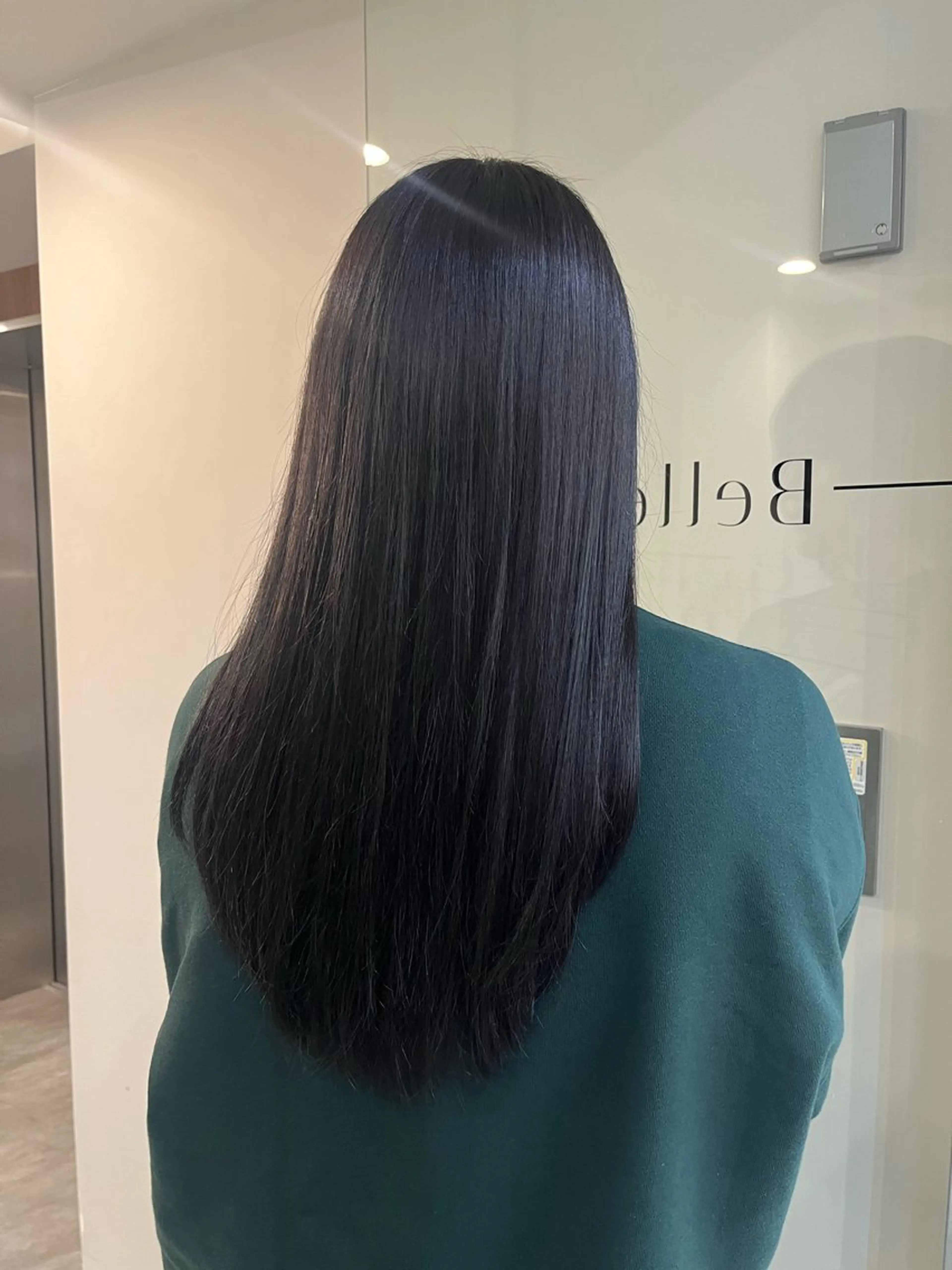 ロング Belle 新宿所属・清野　花音/ レイヤーカットのヘアスタイル