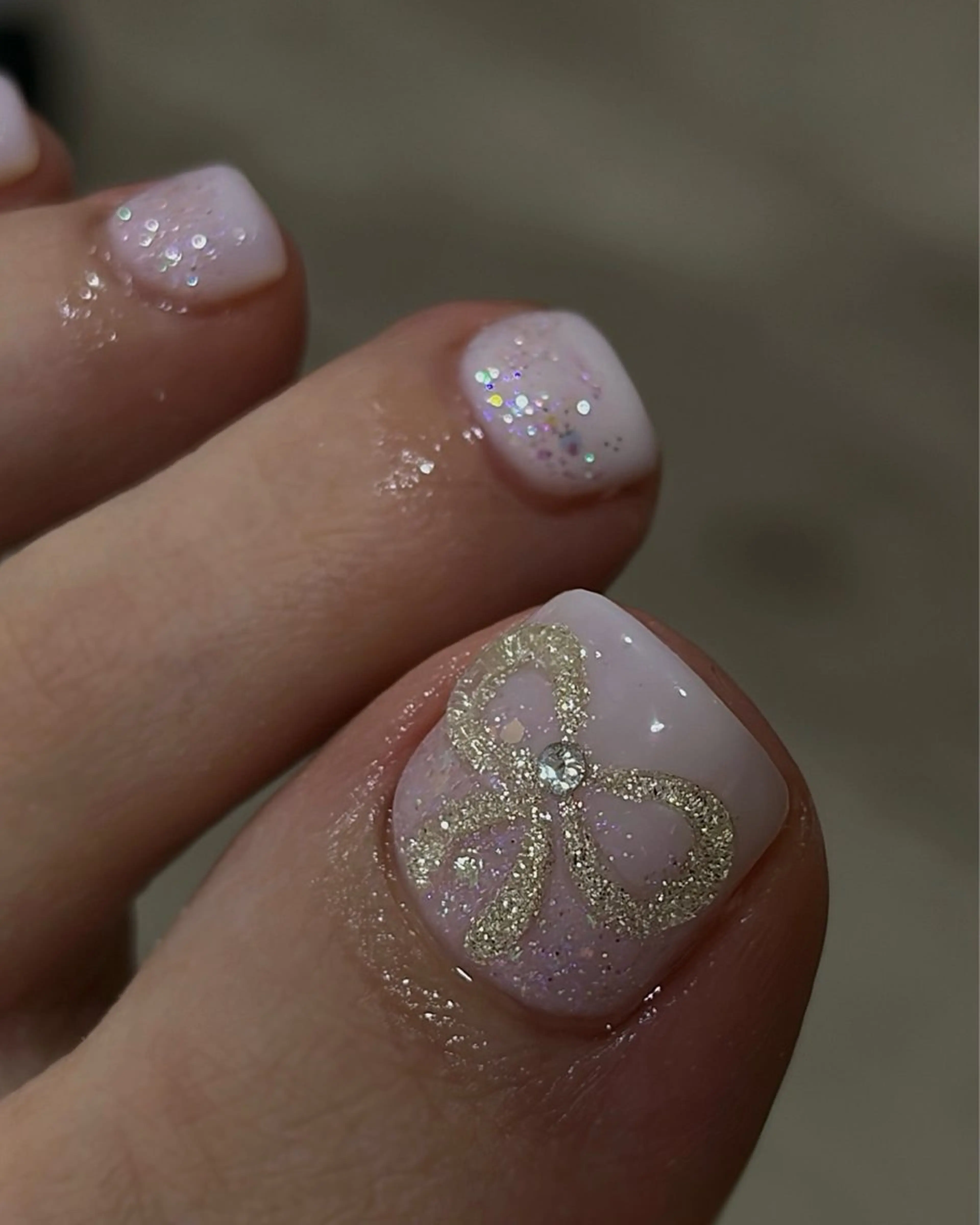 〔オフ・ケア込み ParaGel使用〕Foot親指デザインネイル¥12100→¥11000(2ヶ月以内の再来限定)の写真