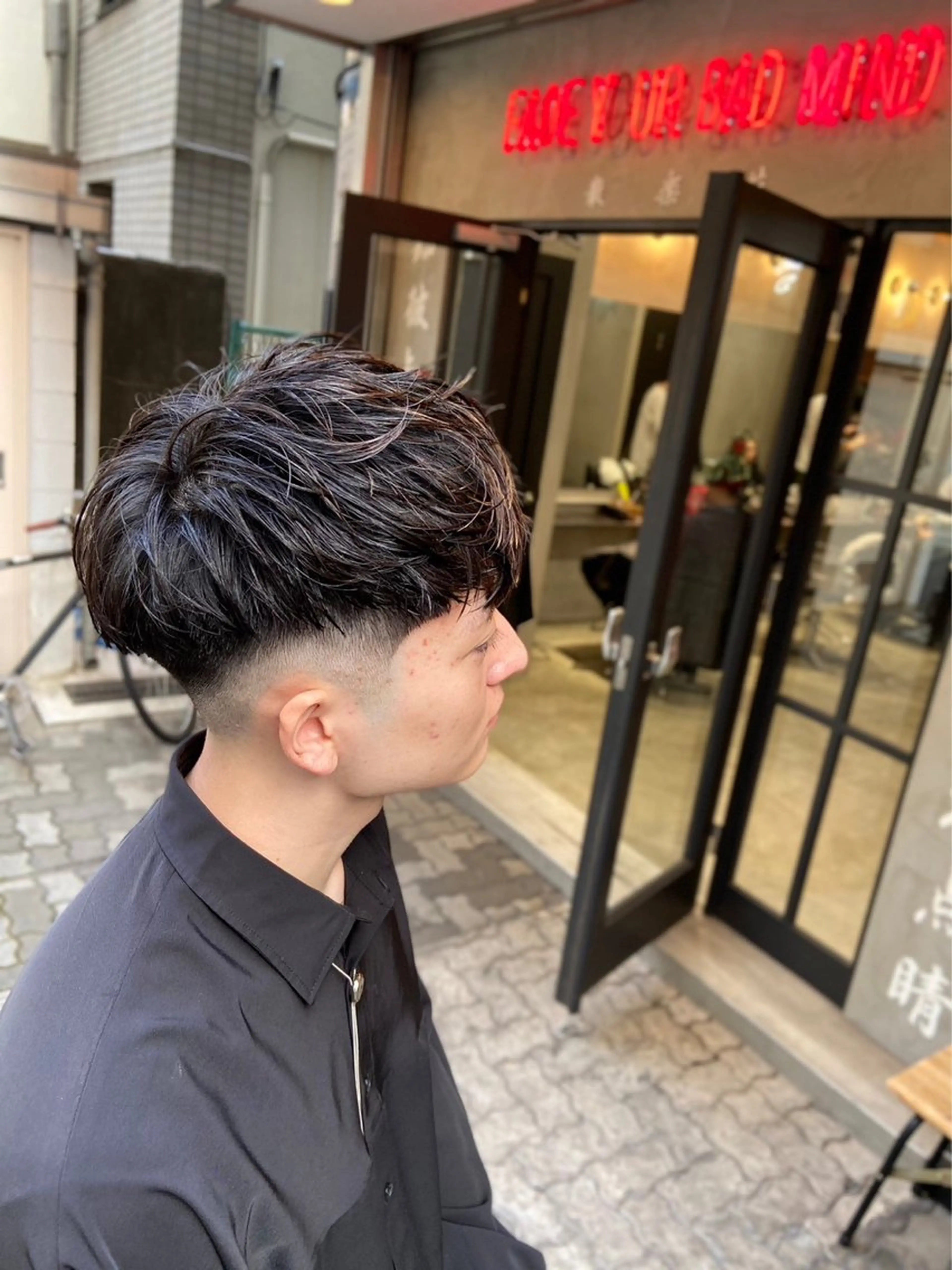ミディアム ⚡メンズパーマフ ェードカットTomyのヘアスタイル