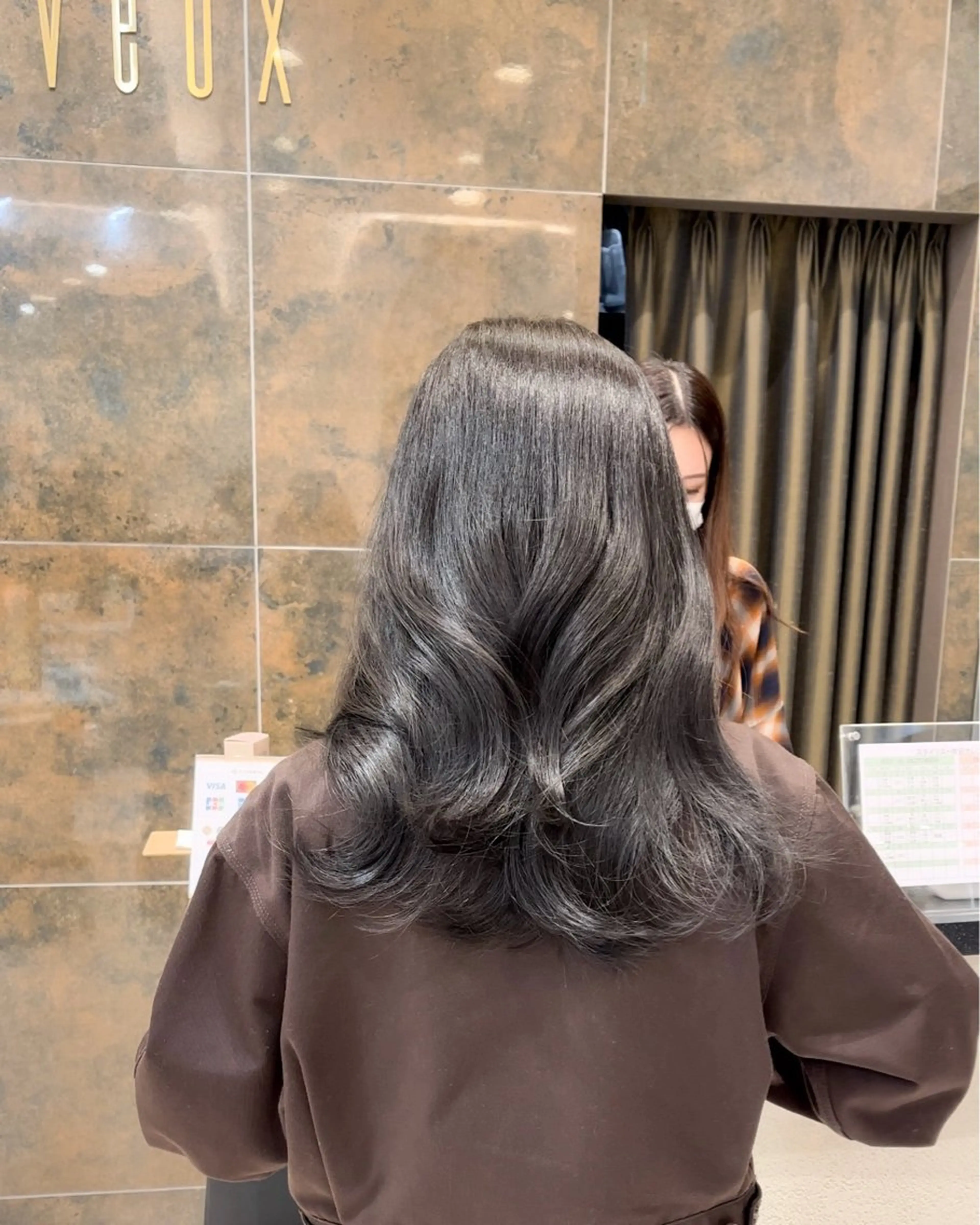 セミロング カラー アッシュ 透明感カラー バイオレットカラー レイヤーカット ミタニ/髪質改善 /レイヤーカットのヘアスタイル