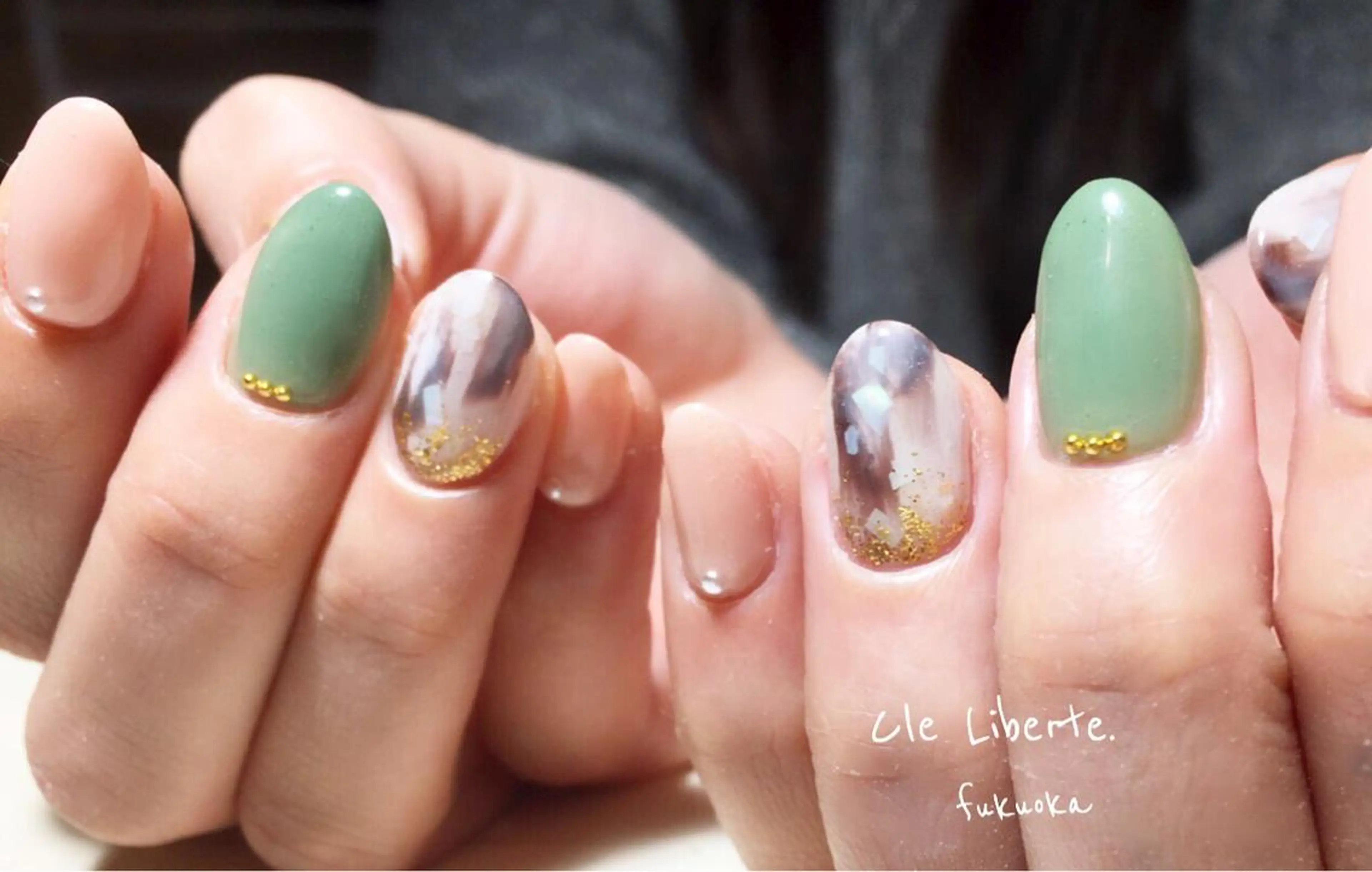 ネイル Elio 国泰寺のネイルデザイン