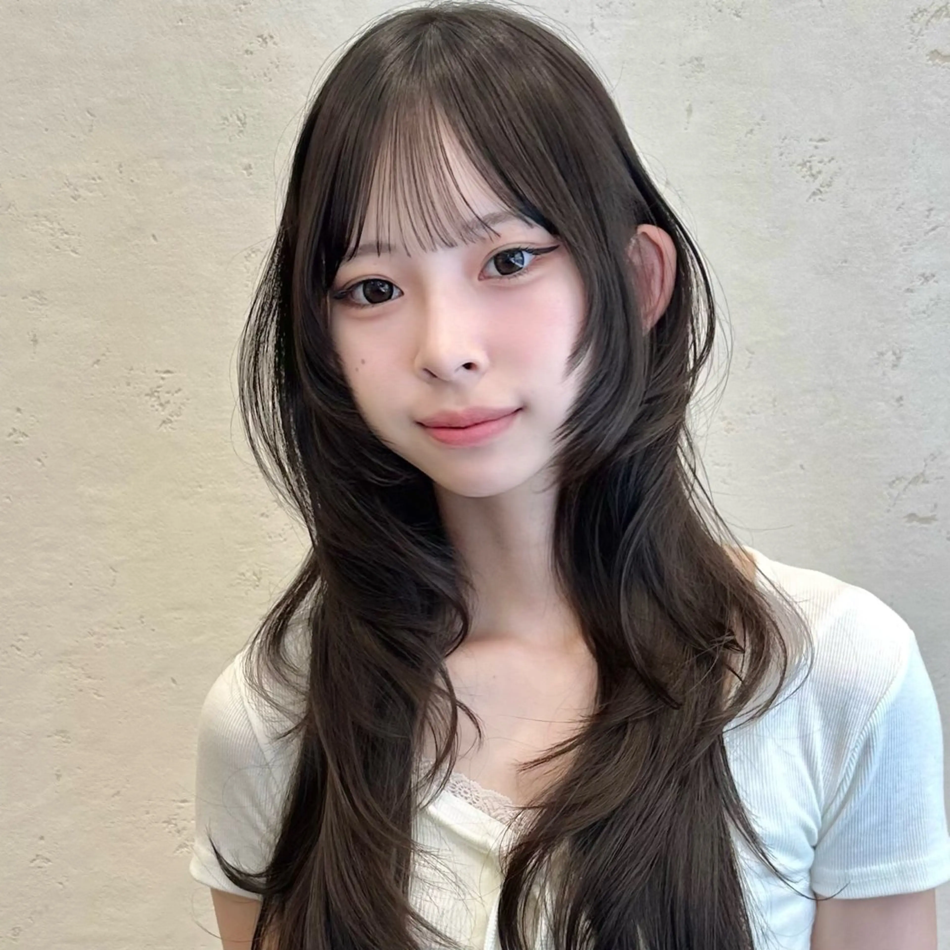 ロング 🌹ハッシュカット、 レイヤー韓国ヘア🌹のヘアスタイル