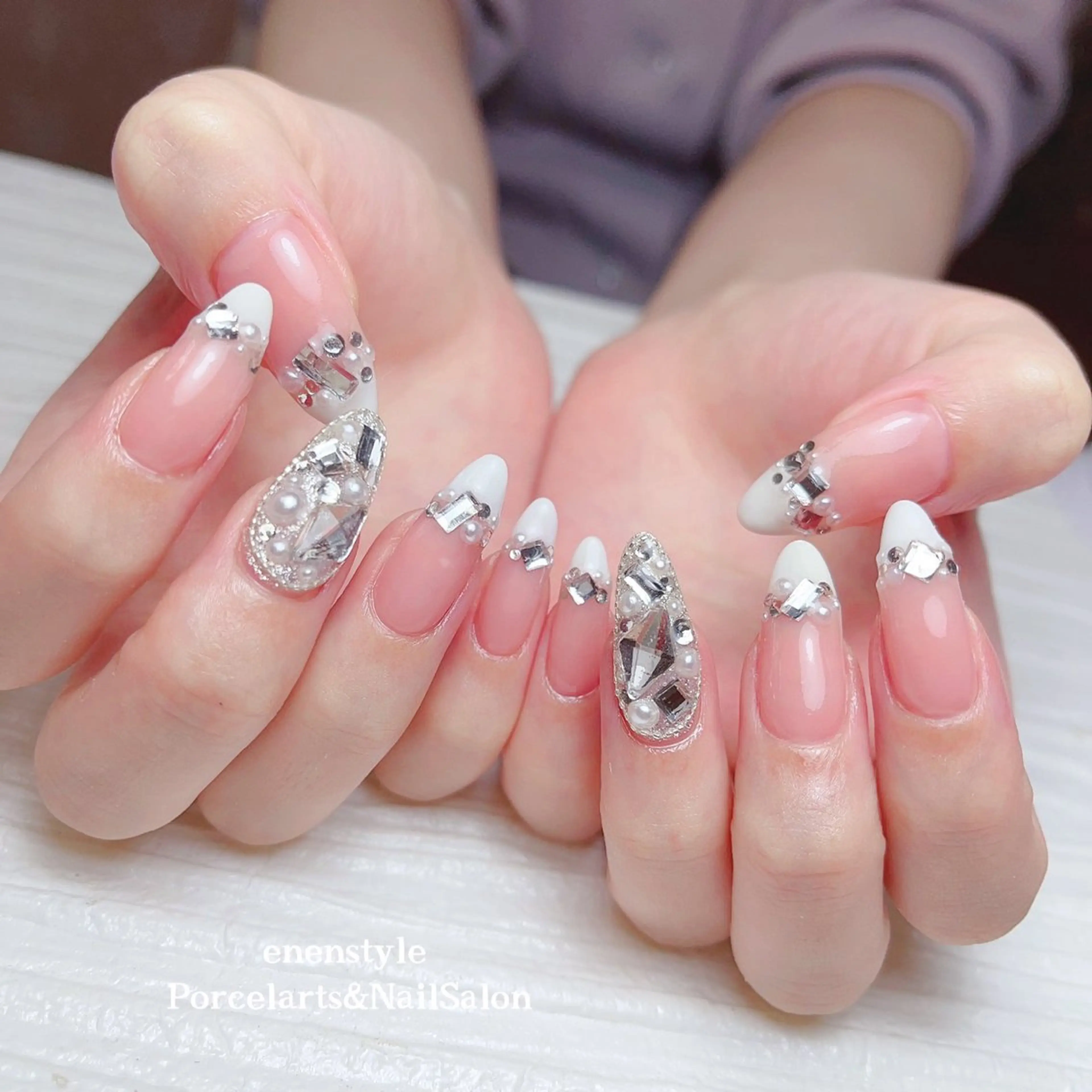 ネイル 👑enen style👑のネイルデザイン