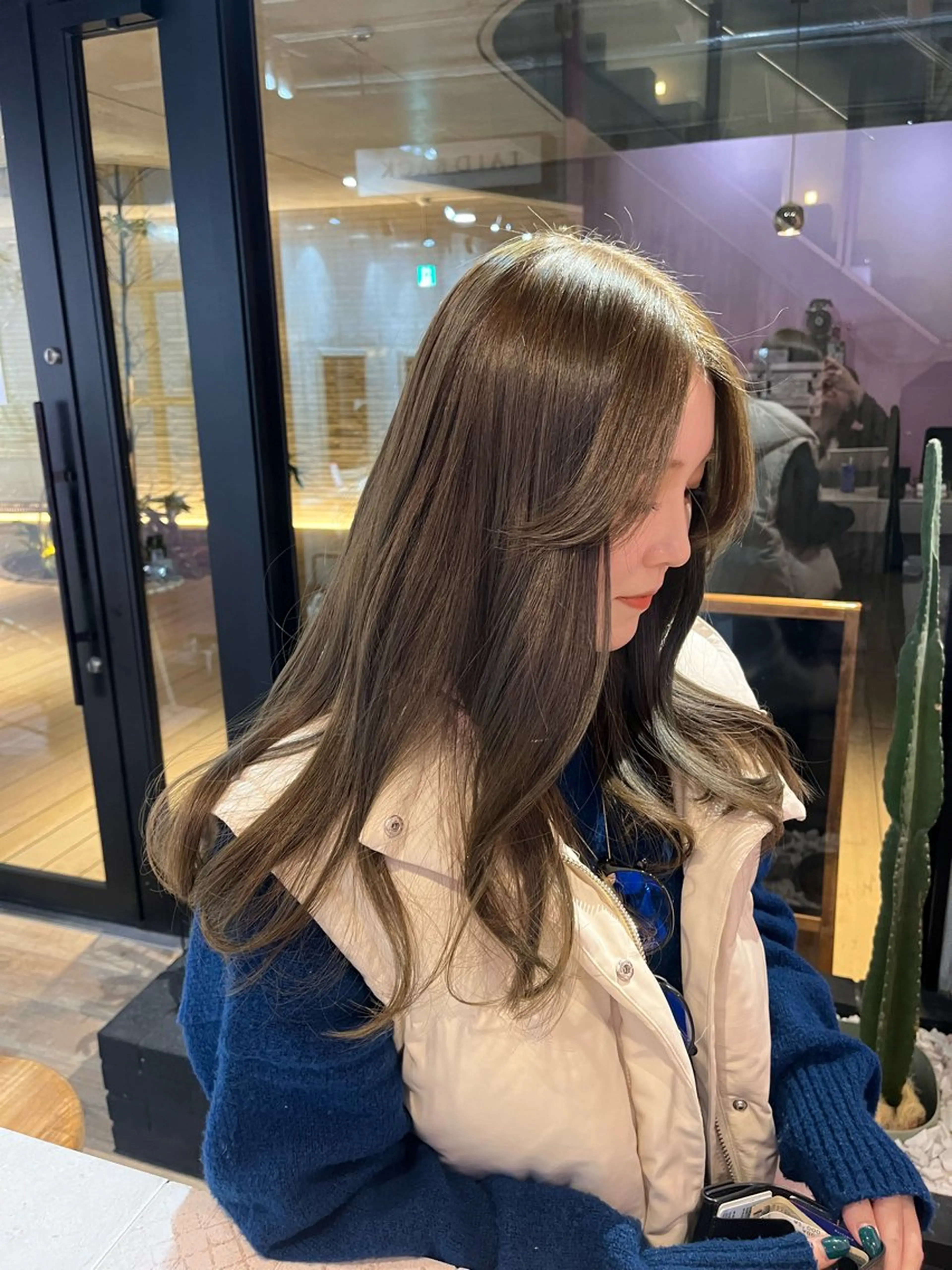 ロング カラー カット ヘアカラー 艶感透明感カラー🤍 hinaのヘアスタイル