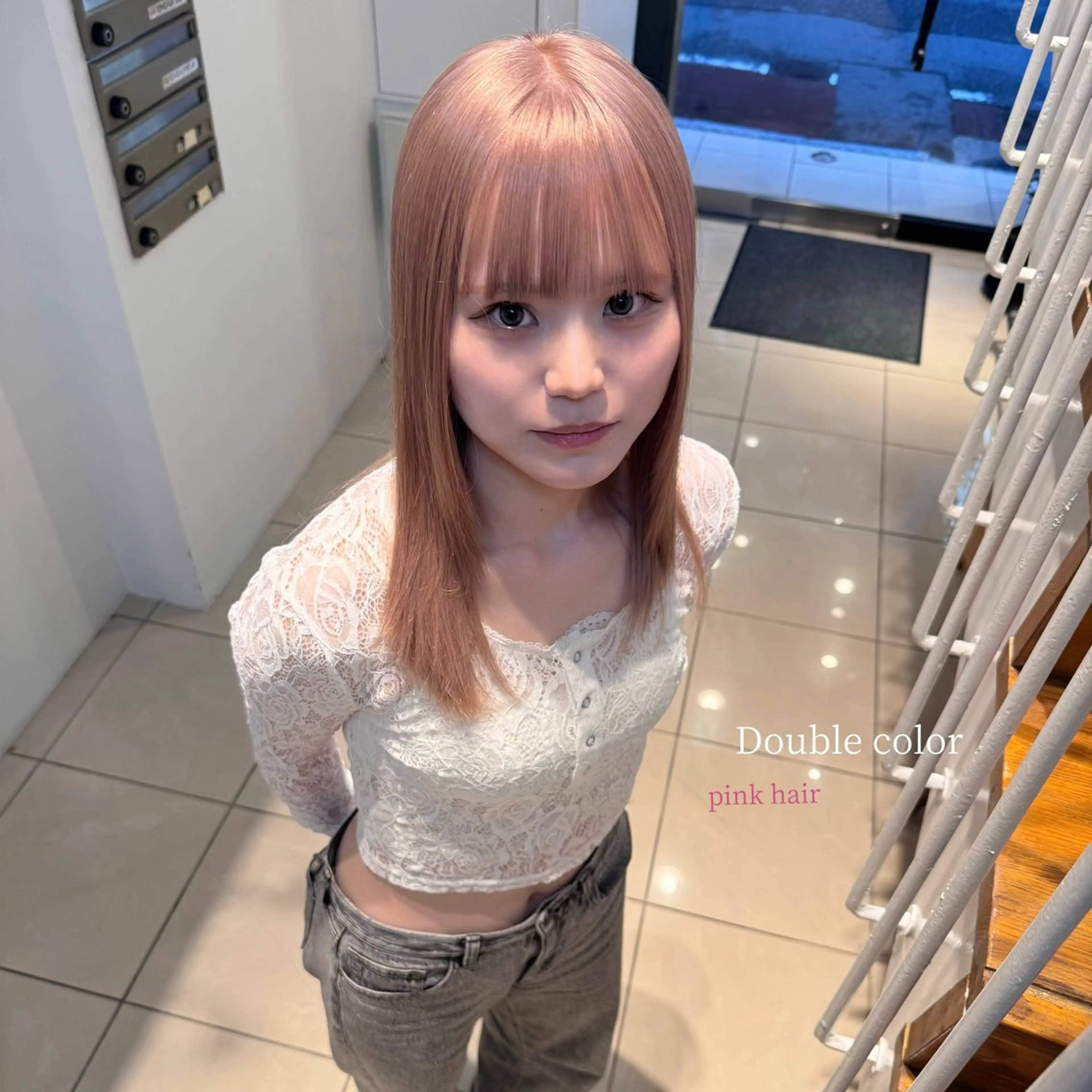 セミロング カラー ヘアアレンジ 黒髪 ブリーチ 透明感カラー デザインカラー イヤリングカラー 透明感カラー|セット 🩰SAKI𓂃୨୧のヘアスタイル