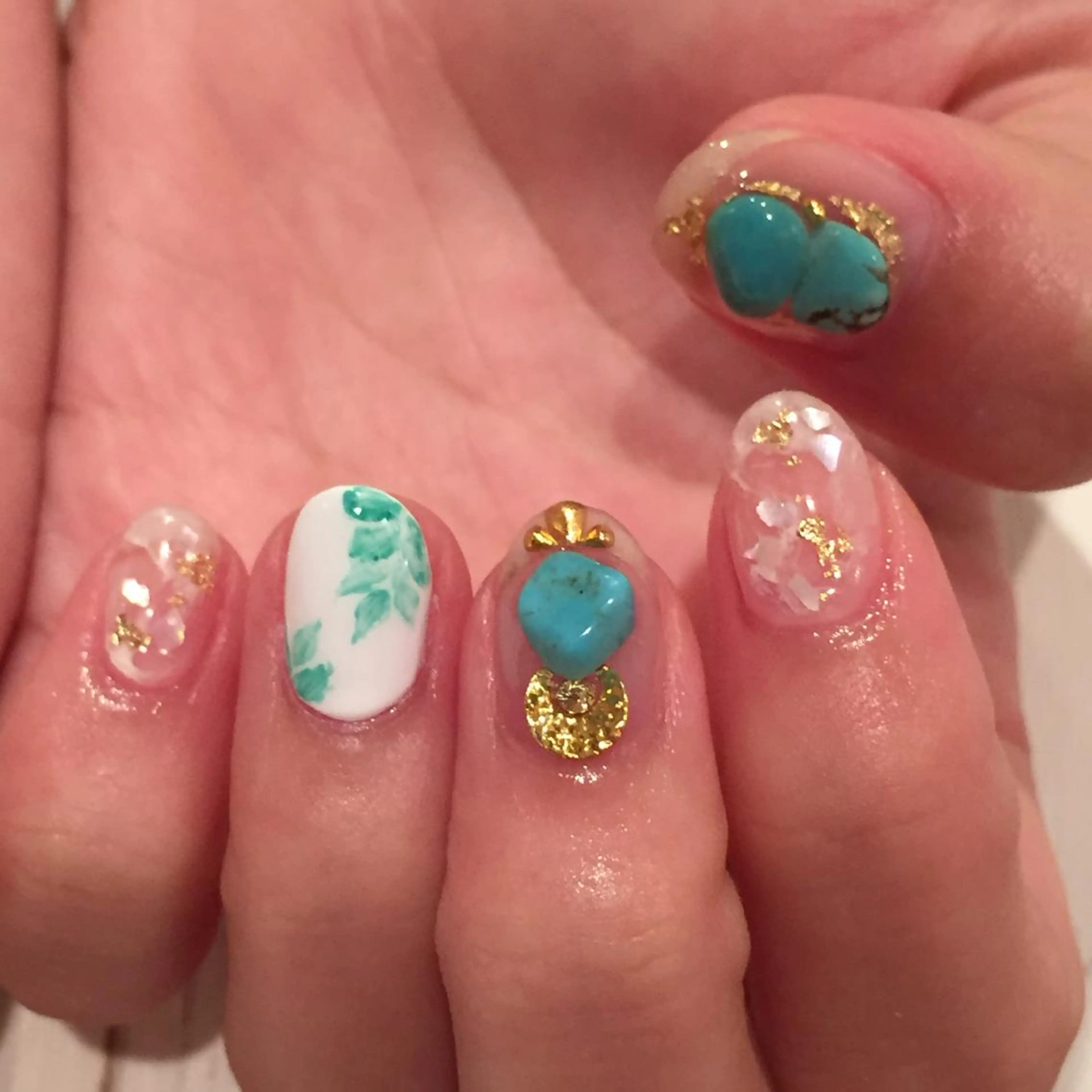 ネイル Rawr / saoriのネイルデザイン