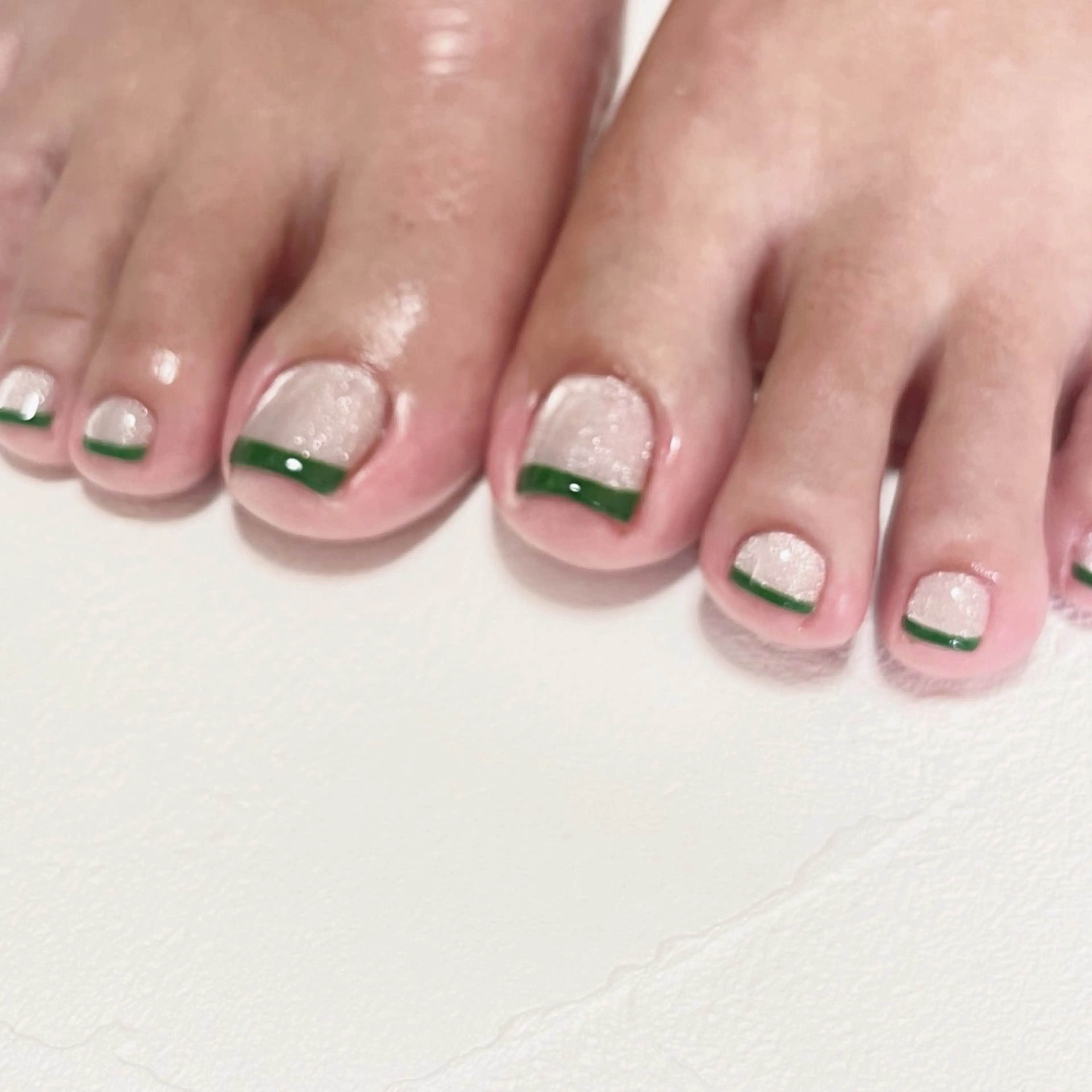 ネイル フレンチネイル ジェルネイル グリーン キラキラネイル マグネットネイル フットネイル tamu nail 　金町のネイルデザイン