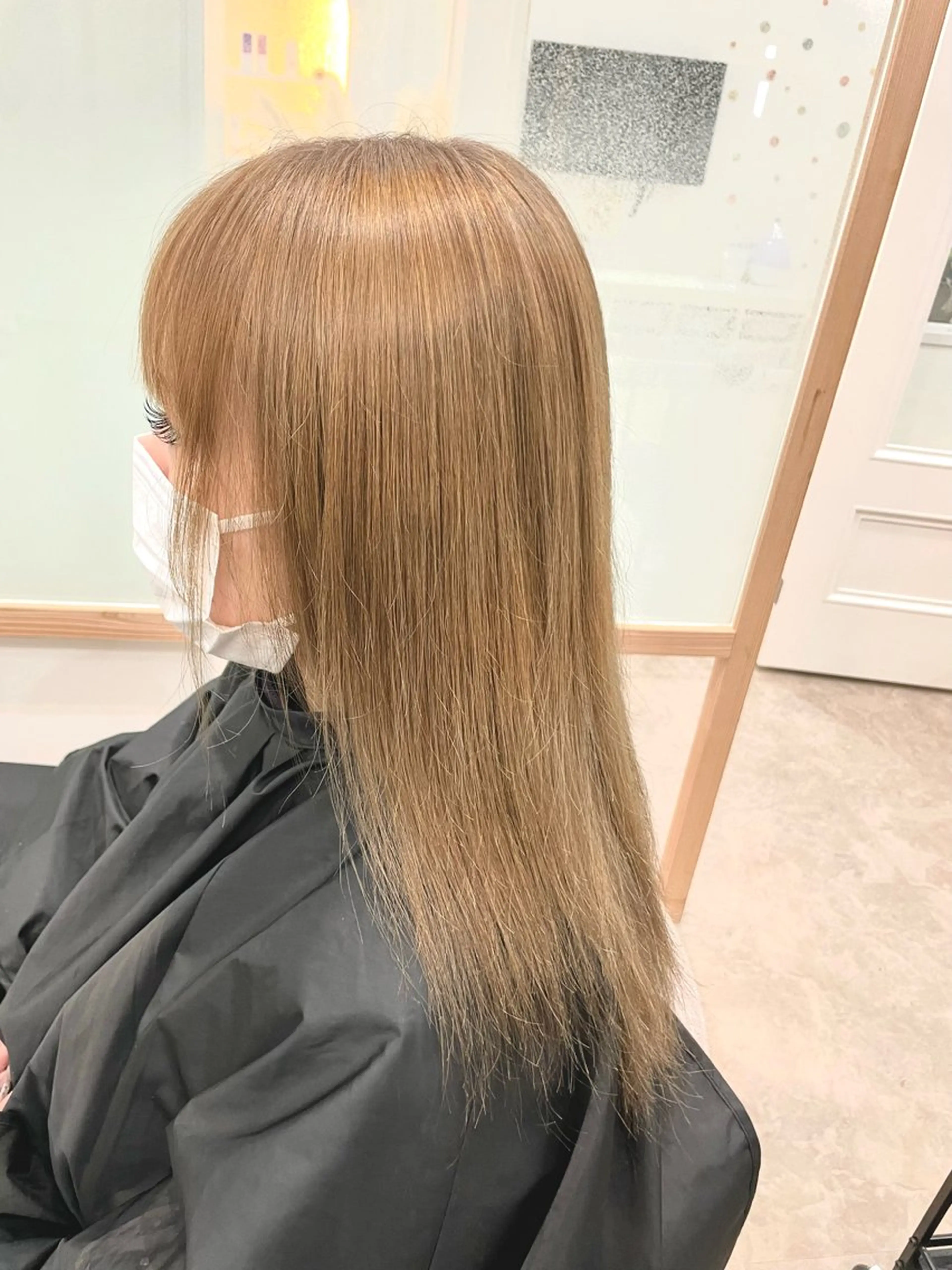 カラー ベージュカラー ブリーチ mignon あゆみのヘアスタイル