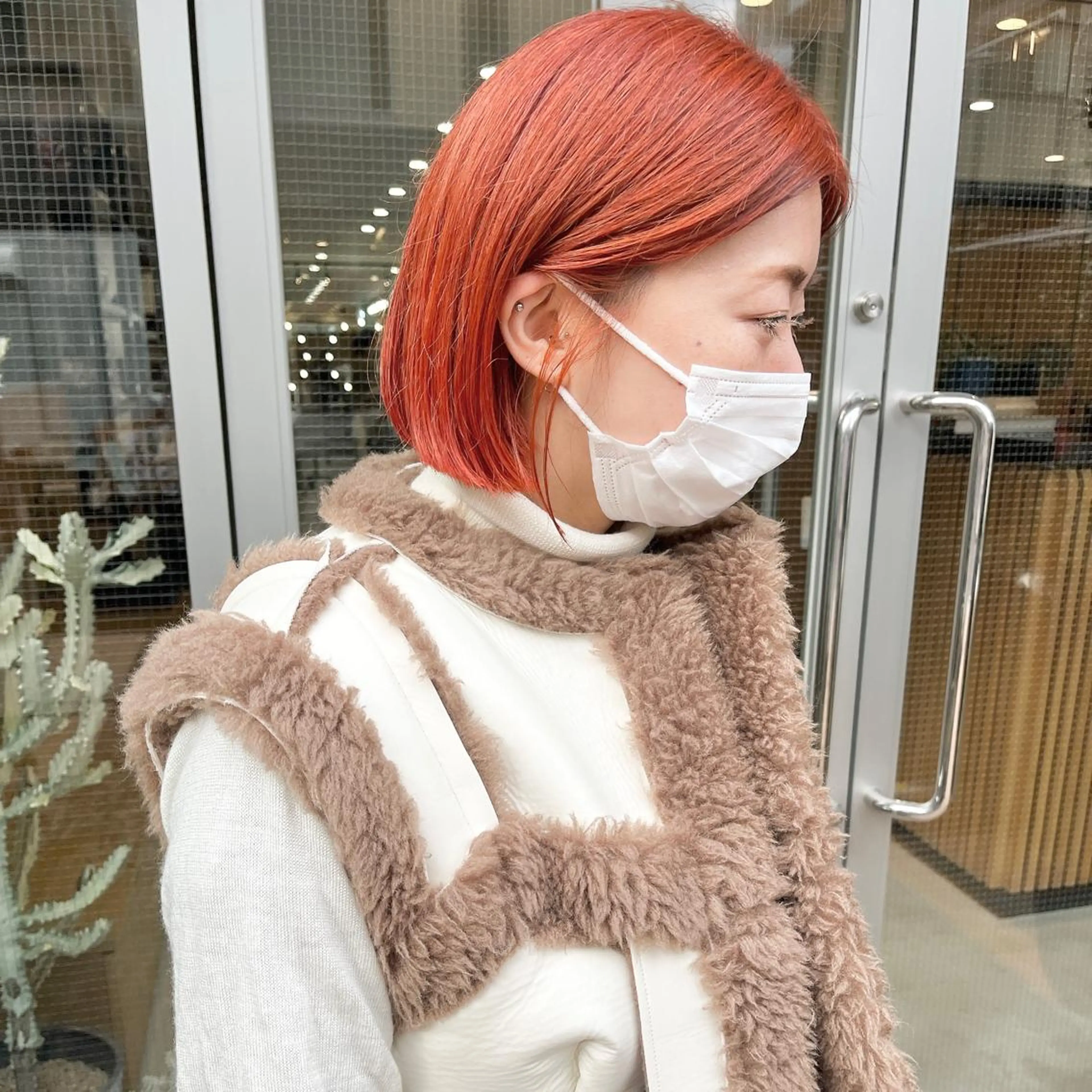 ショート カラー アラキチヒロ THE REMMYのヘアスタイル