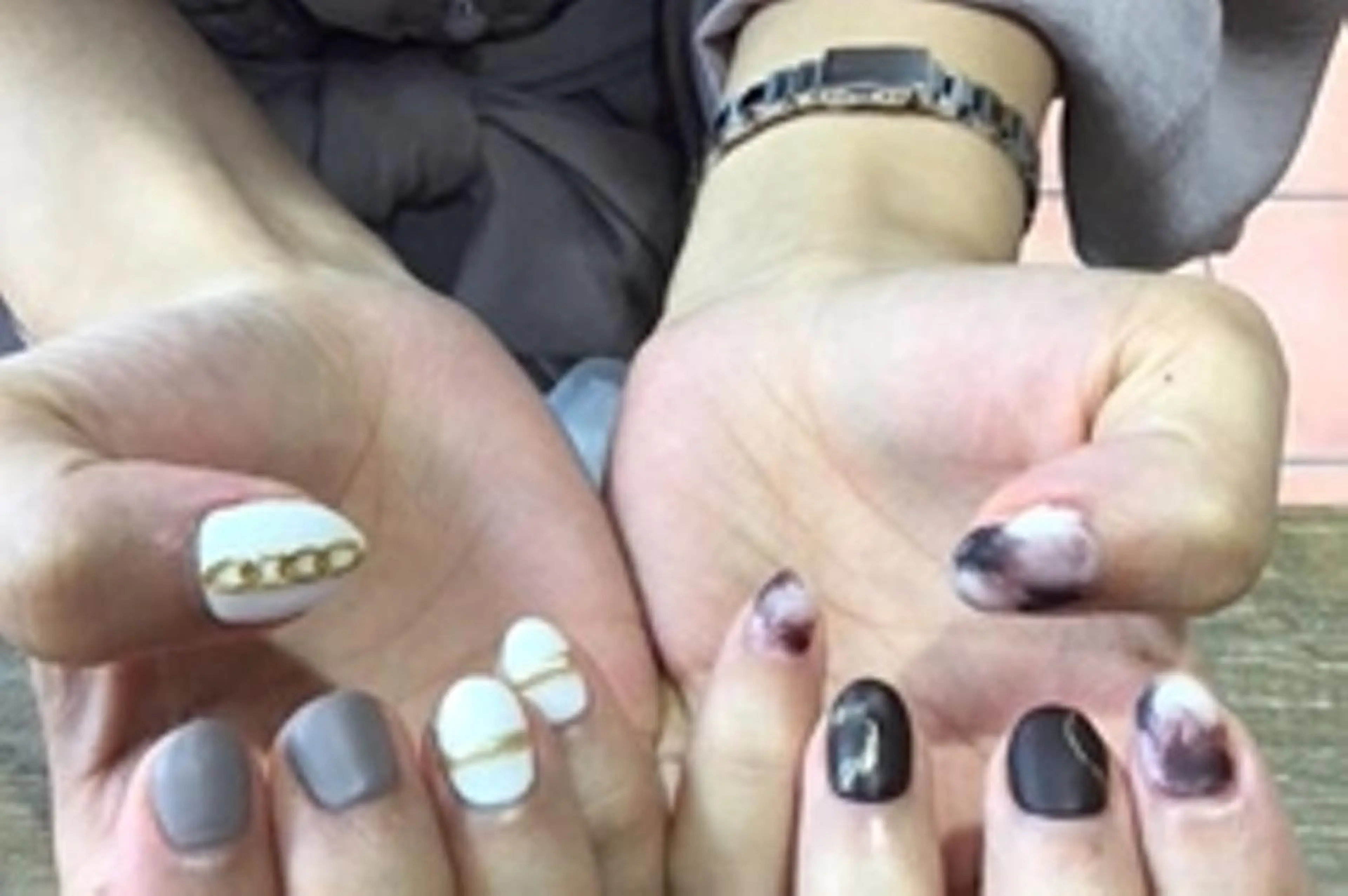 ネイル 持ち込み 八木 香澄のネイルデザイン