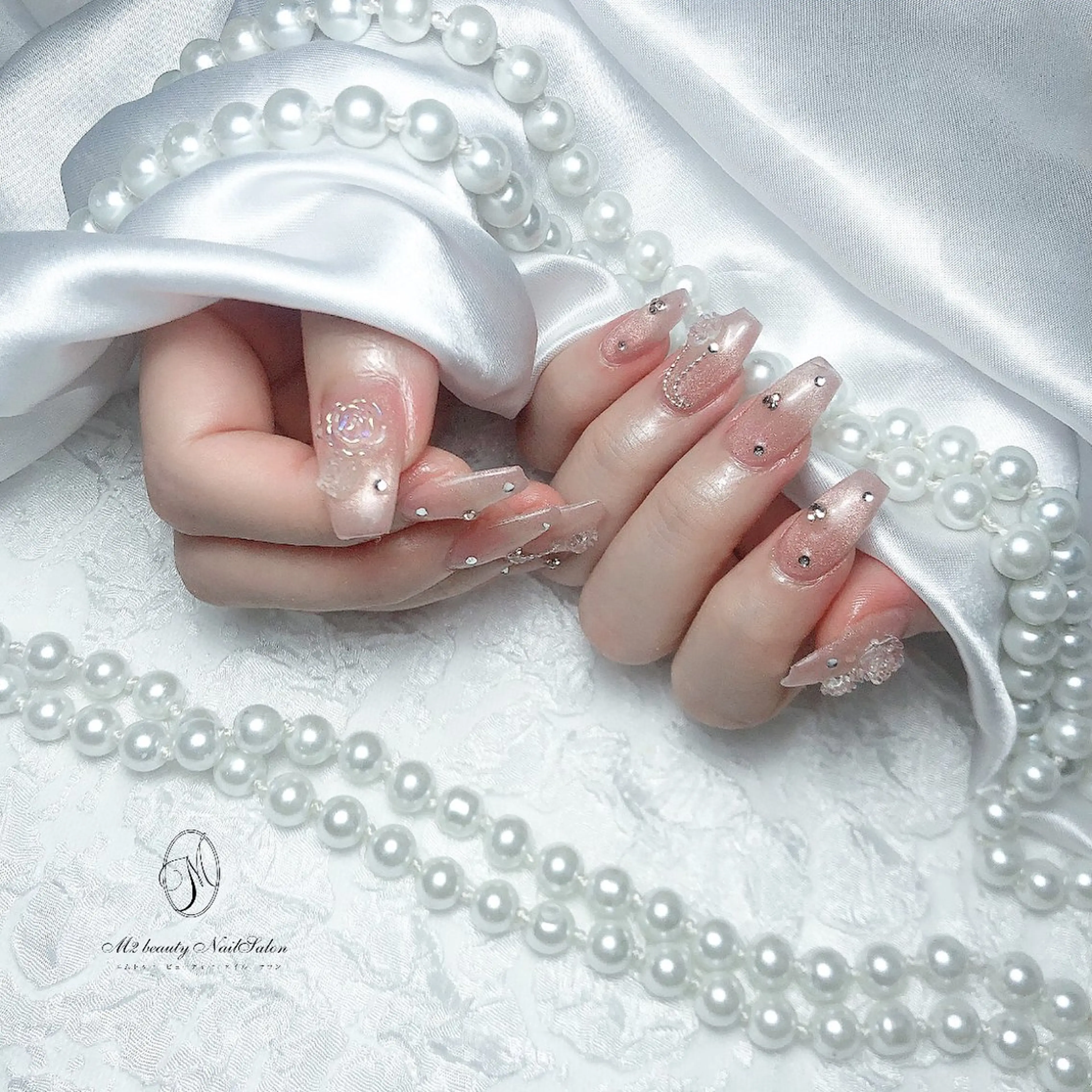 ネイル アートネイル 長さ出し ジェルネイル マグネットネイル パラジェル ハンドネイル M2 beauty Nankaのネイルデザイン