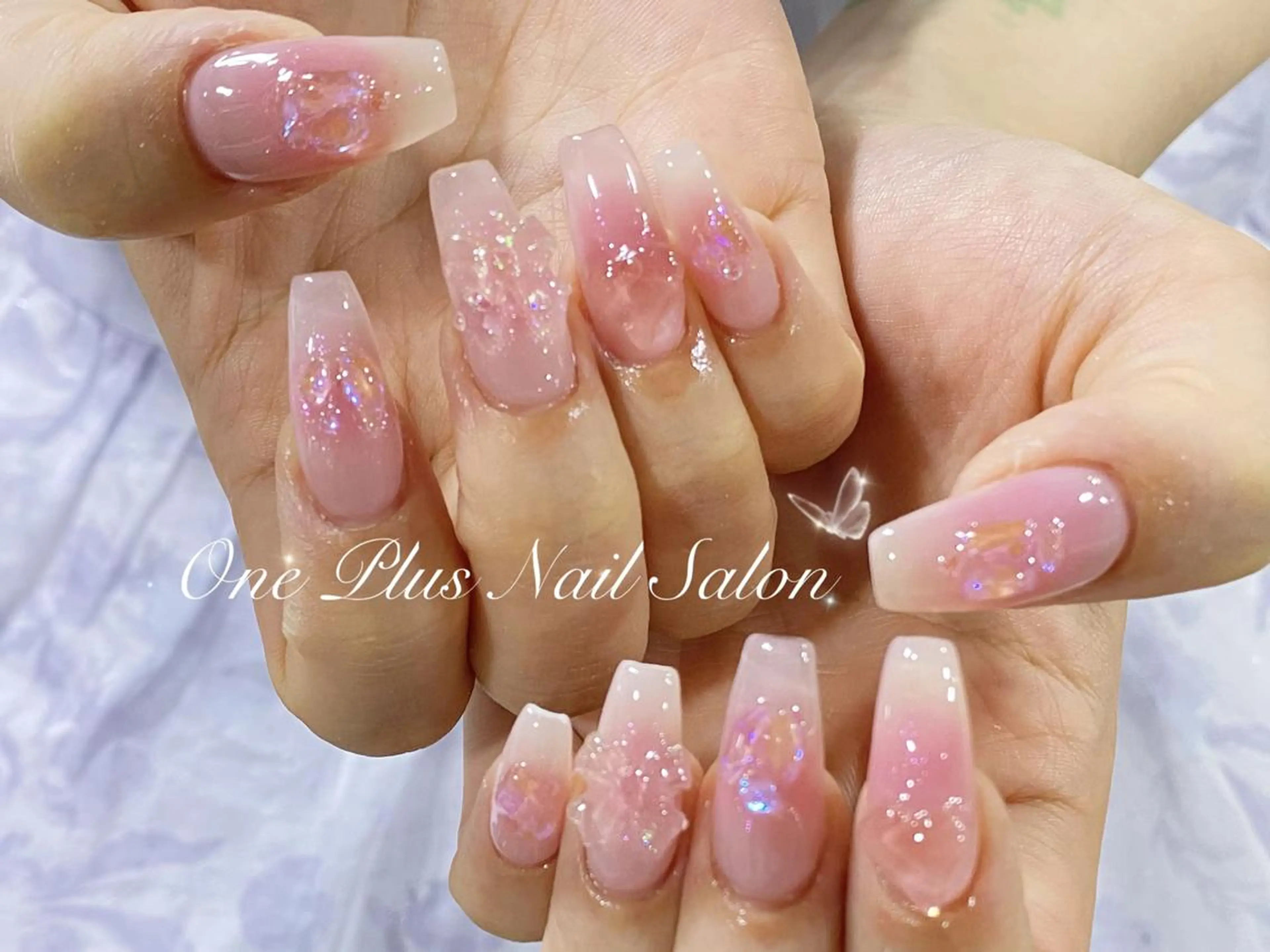 ネイル オーロラネイル 長さ出し フットネイル フレンチネイル ジェルネイル One Plus Nail Salonのネイルデザイン