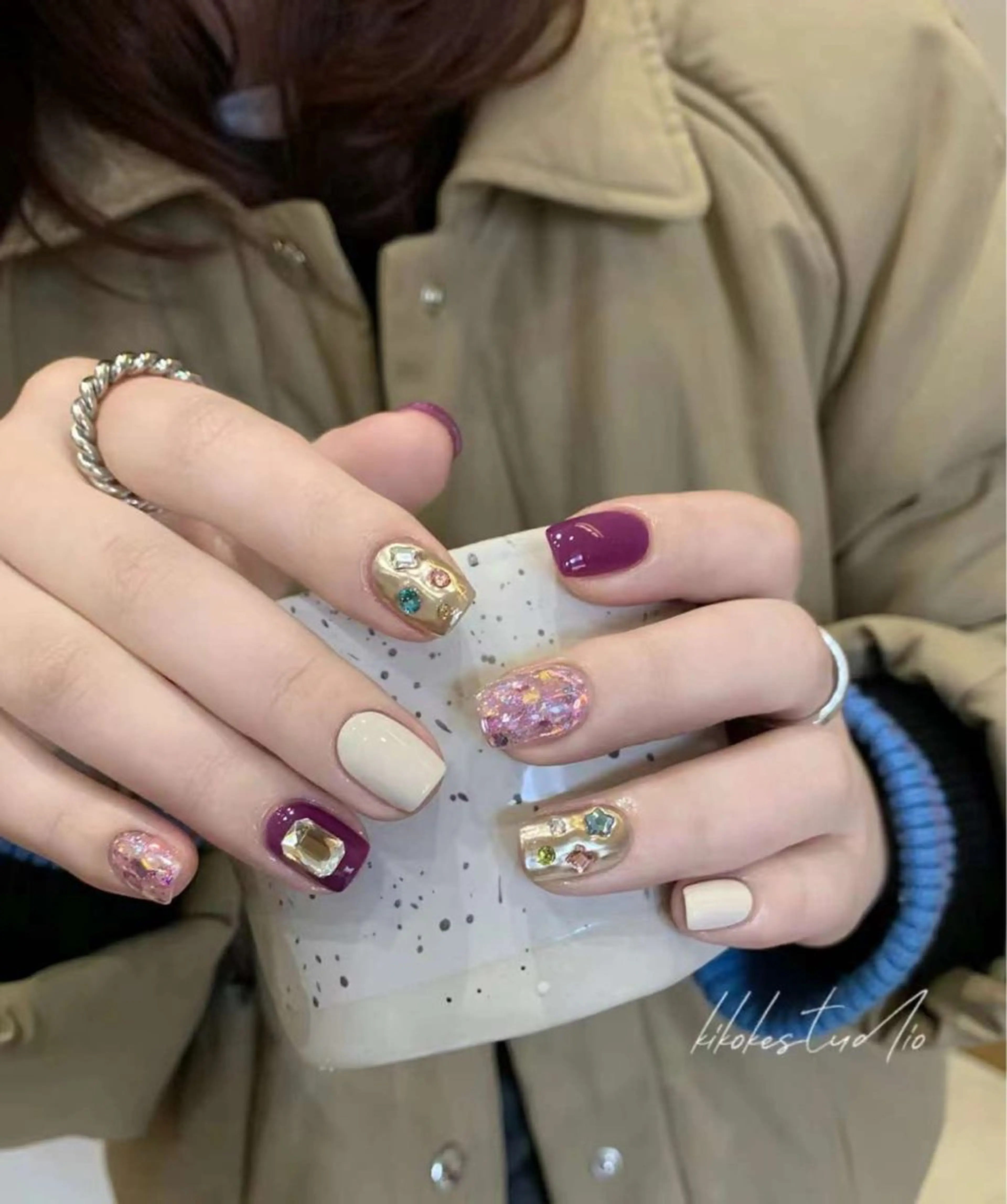 ネイル フットネイル フレンチネイル ゴージャス ハート キラキラネイル ハンドネイル MoonNail ユリ🌸のネイルデザイン