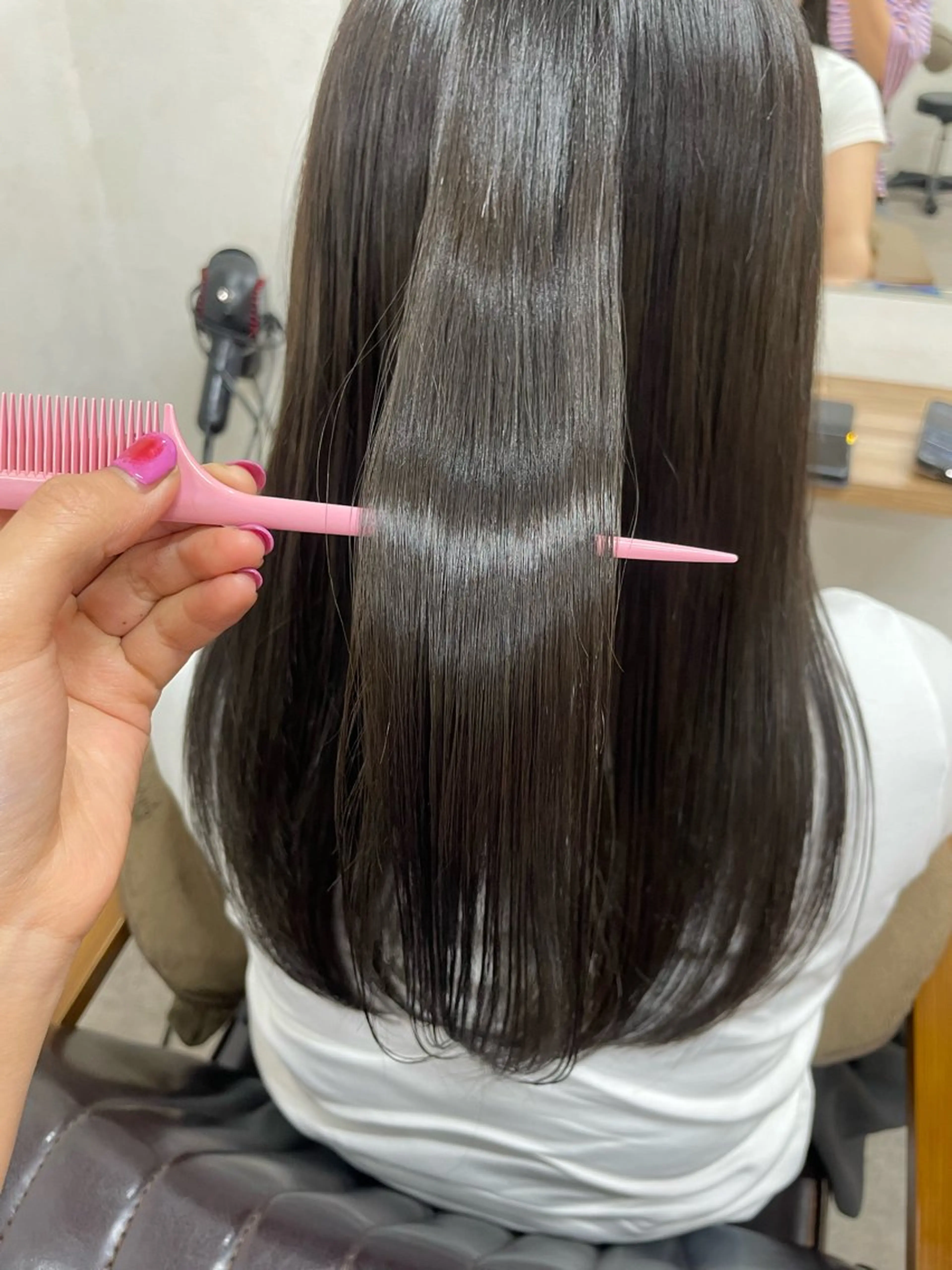 カラー 鈴木 京子のヘアスタイル