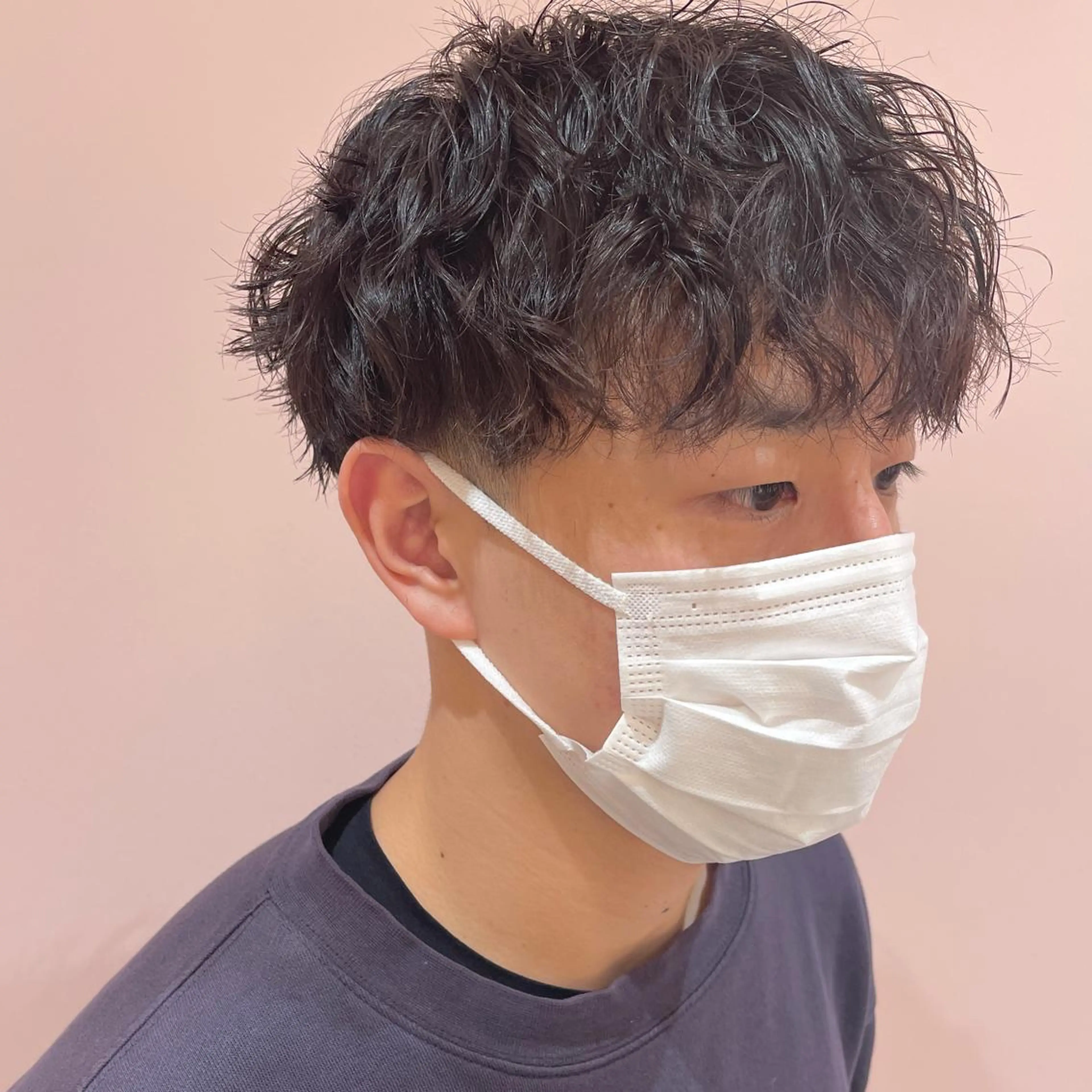 パーマ メンズ レイヤー/ウルフ/ ハイトーンchimiのヘアスタイル