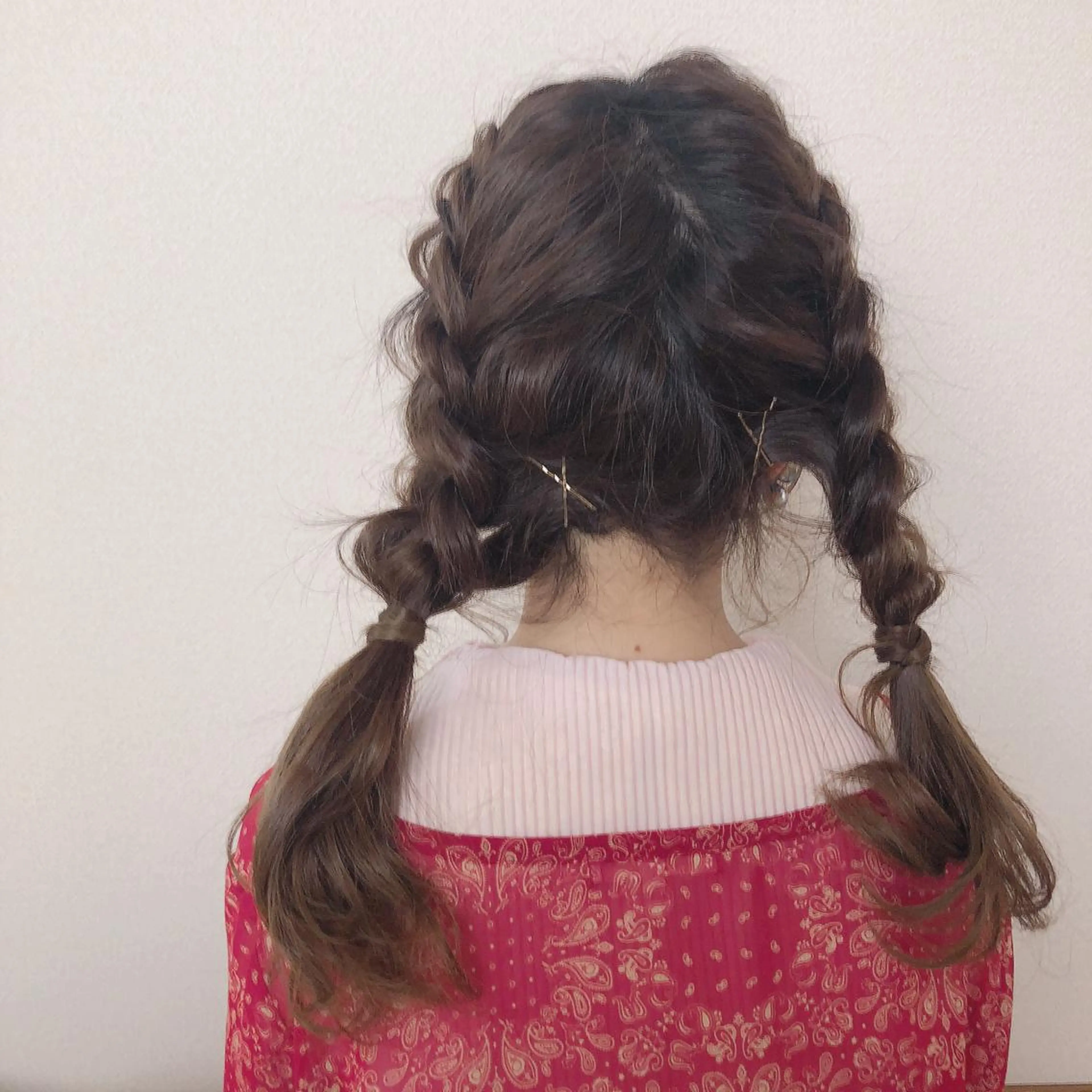 ヘアアレンジ レイヤーカット✖️ 柔らかベージュカラーのヘアスタイル