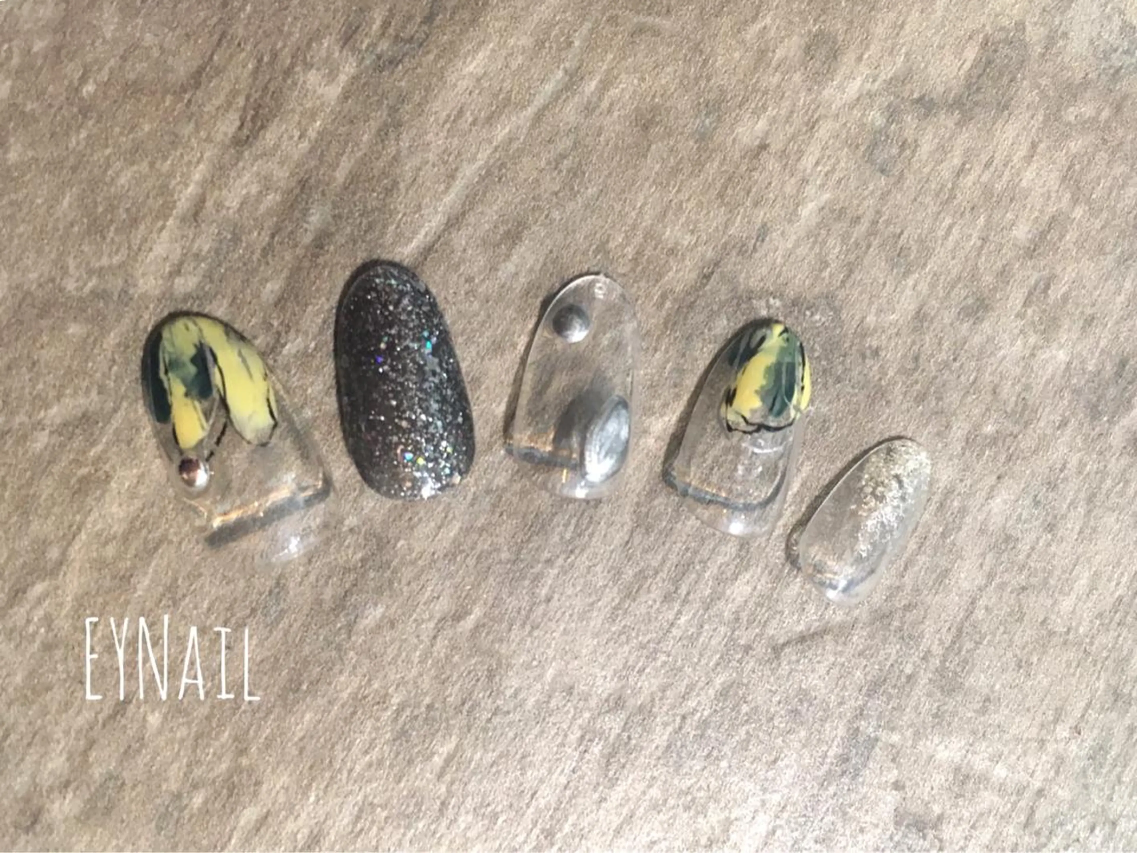 ネイル ハンドネイル EYNail Eriのネイルデザイン