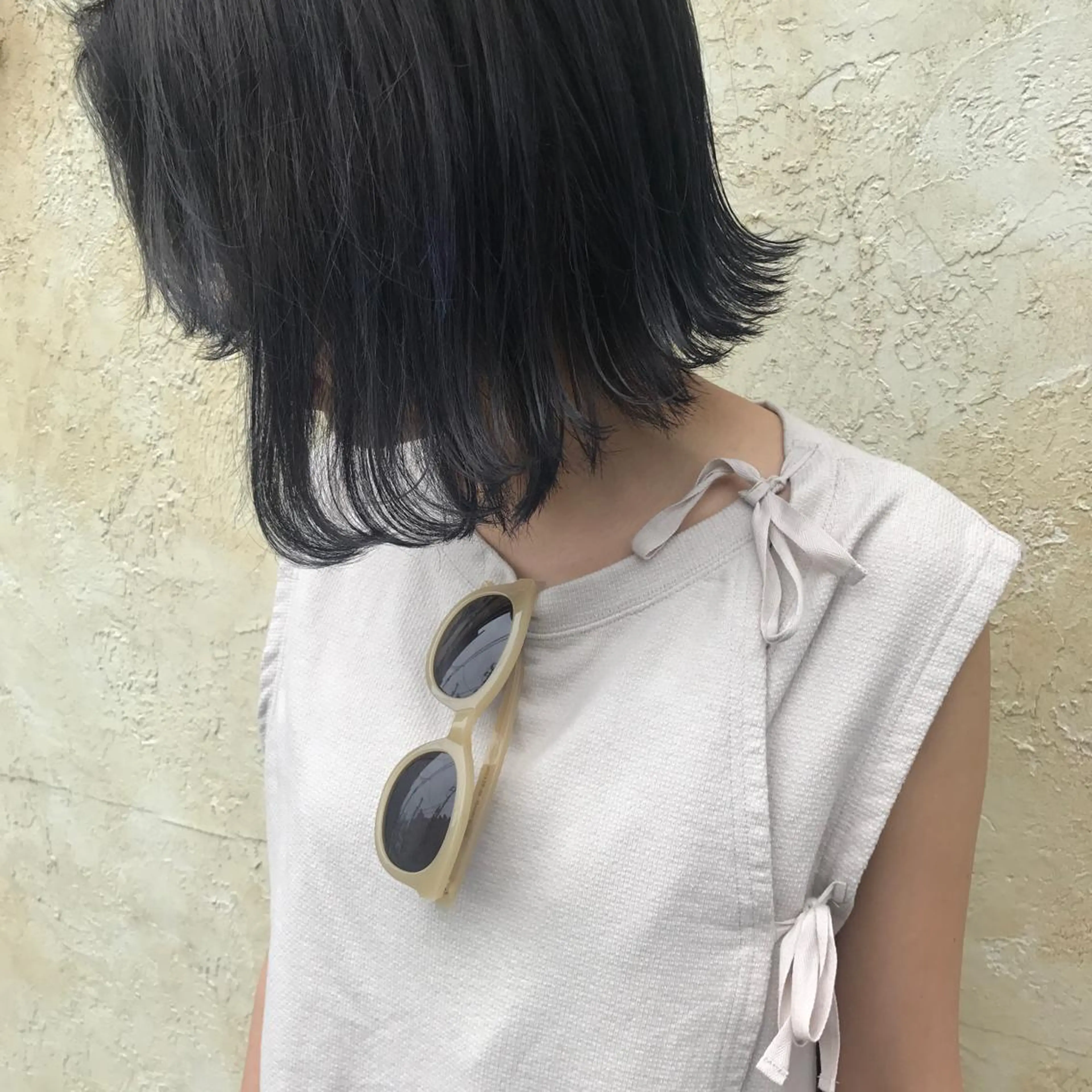 ミディアム カラー ヤスドミ ケイスケのヘアスタイル