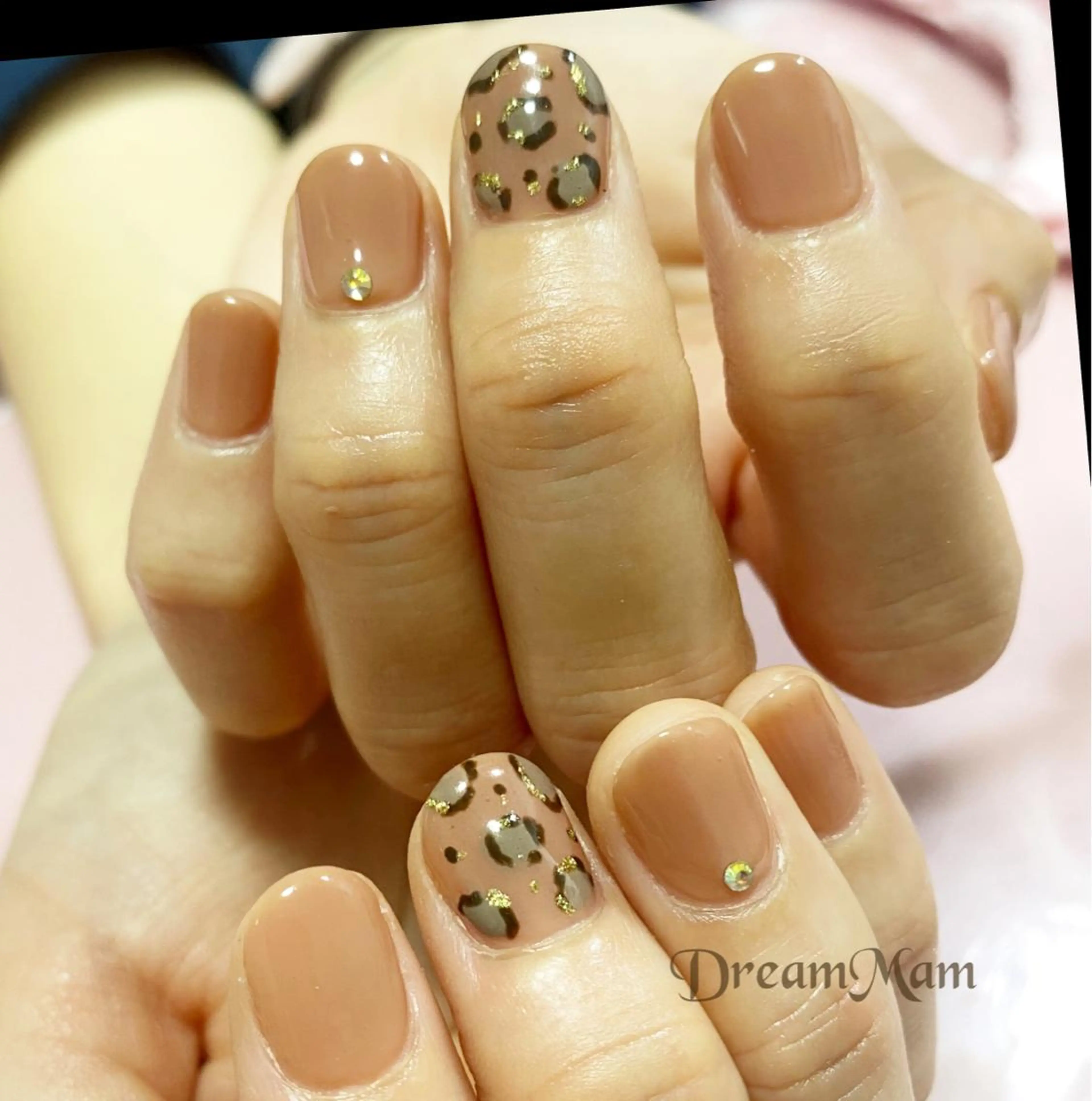 ネイル オーロラネイル フレンチネイル ジェルネイル キラキラネイル 韓国ネイル ハンドネイル Nail Salon Dream Mamのネイルデザイン