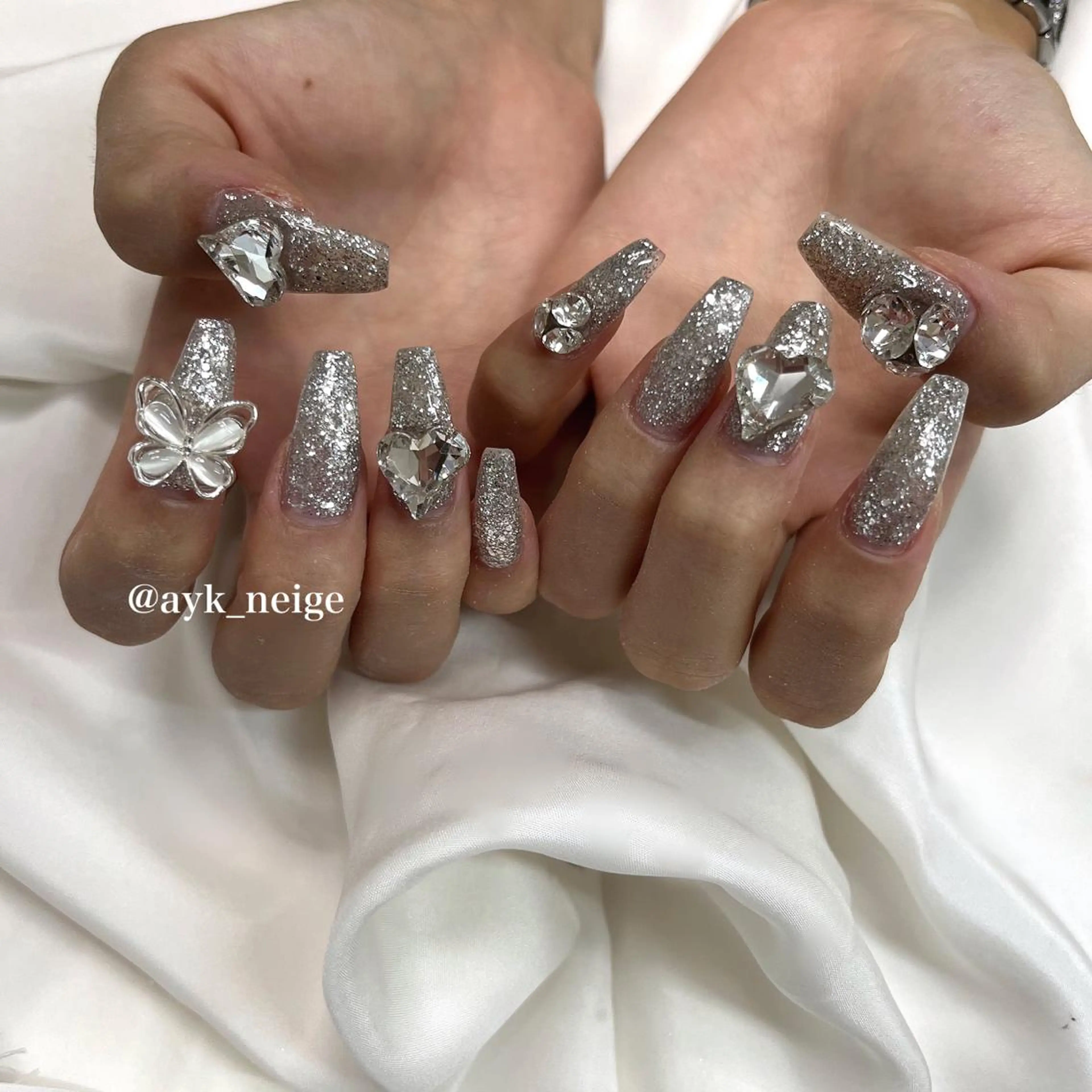 ネイル フットネイル フレンチネイル ガラスフレンチ グラデーション 韓国ネイル n'eige nail所属・大谷 綾香のネイルデザイン