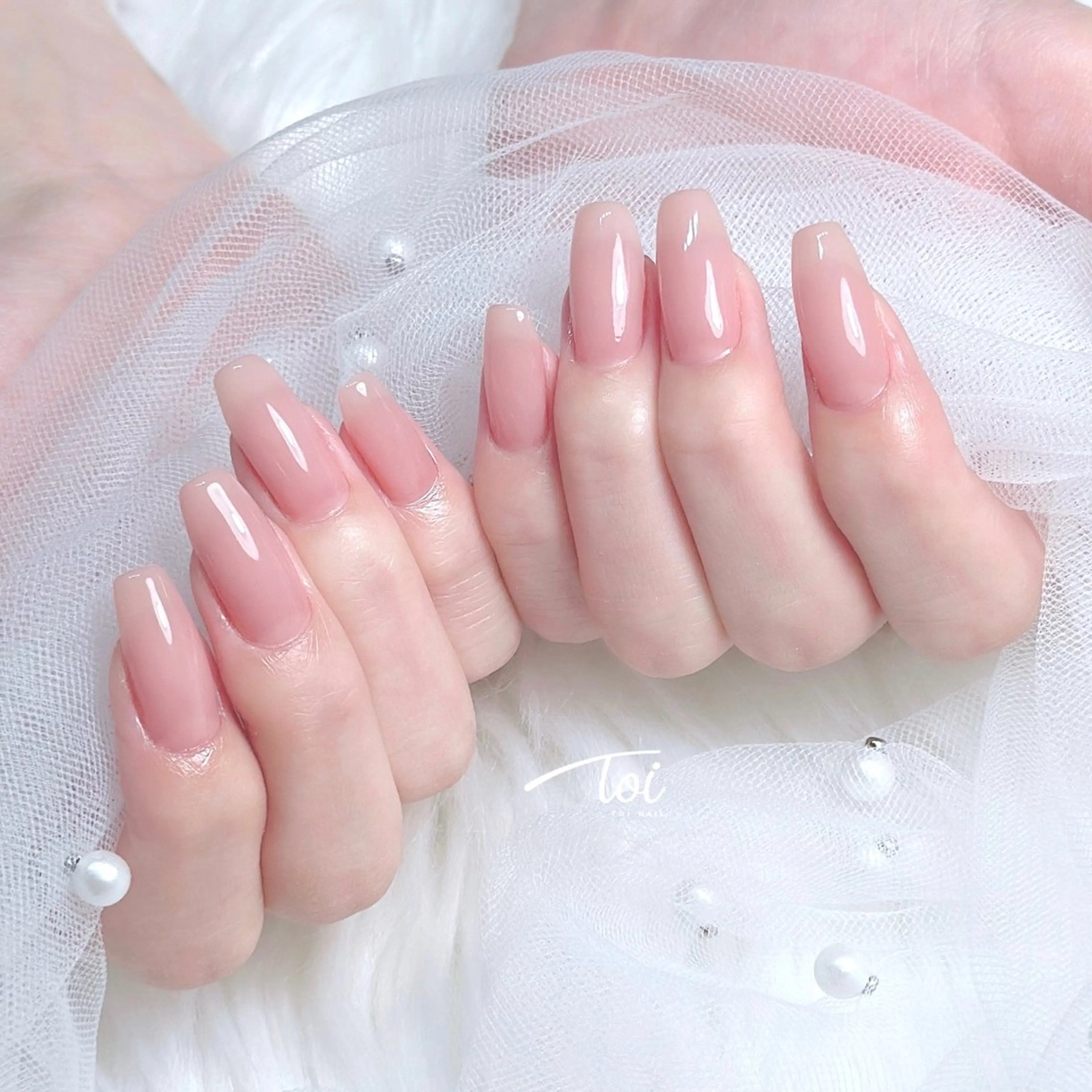 ワンカラー 〈他店オフあり〉の写真