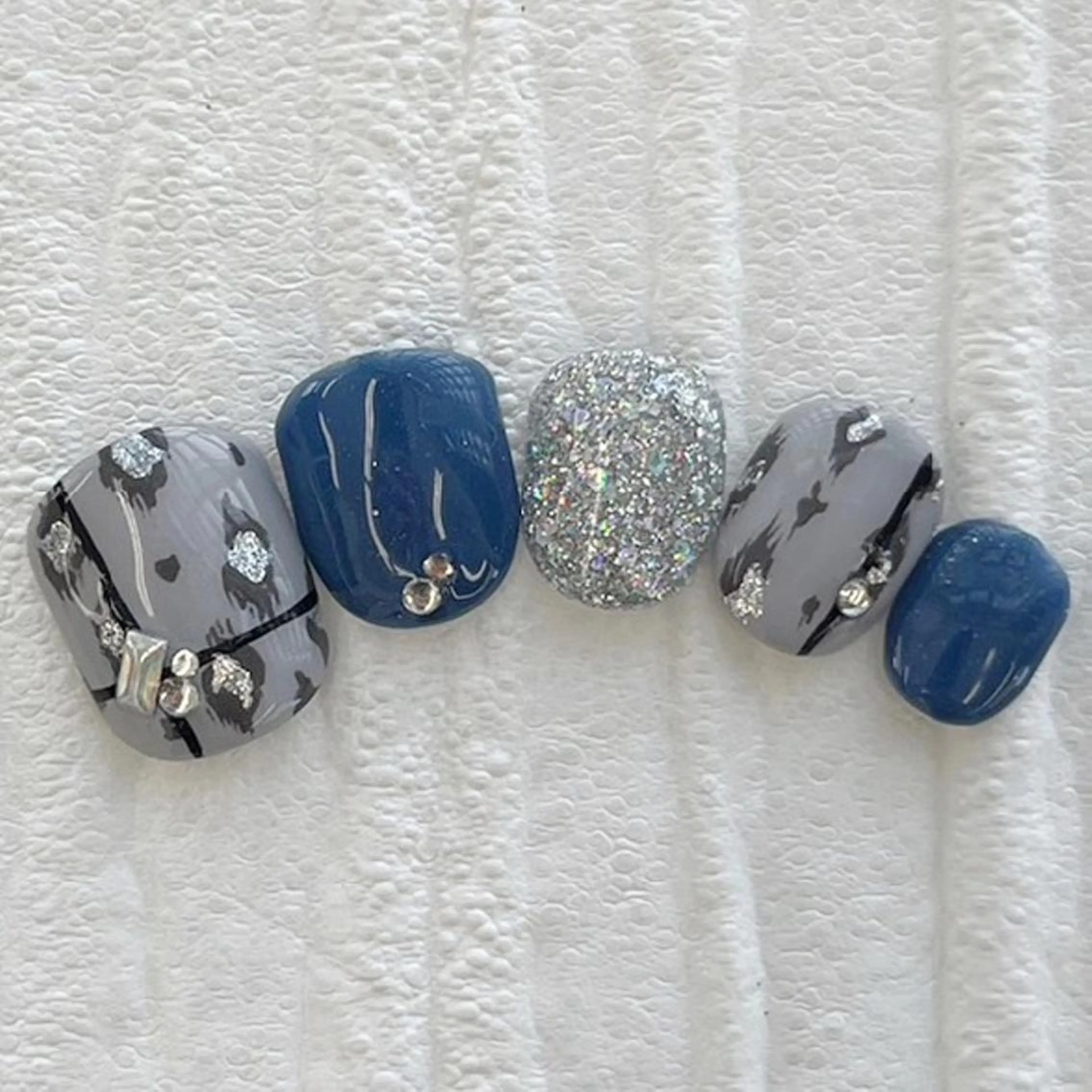 ネイル Nail salon Honey Beeのネイルデザイン