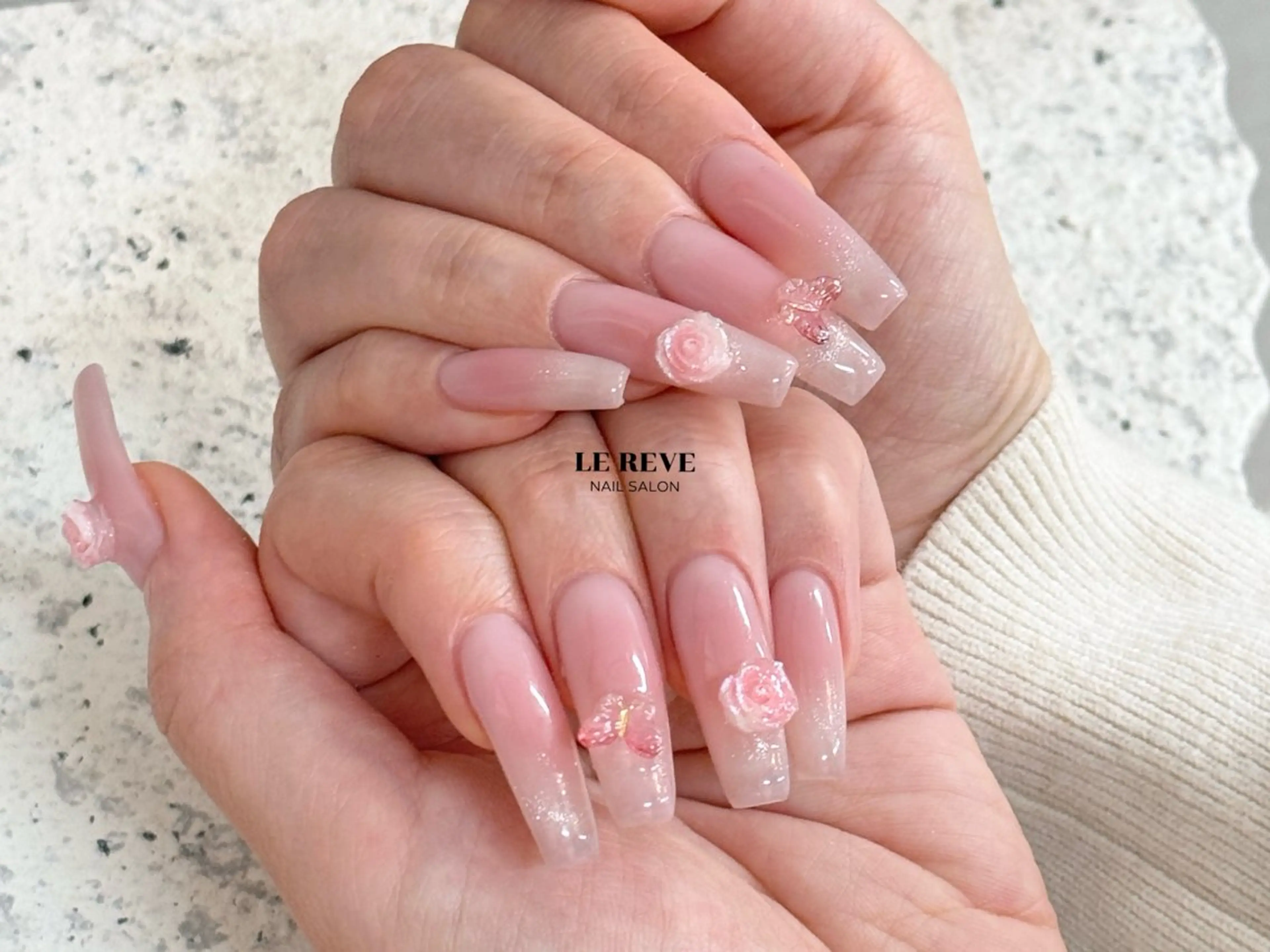 ネイル LE REVE nailsalonのネイルデザイン