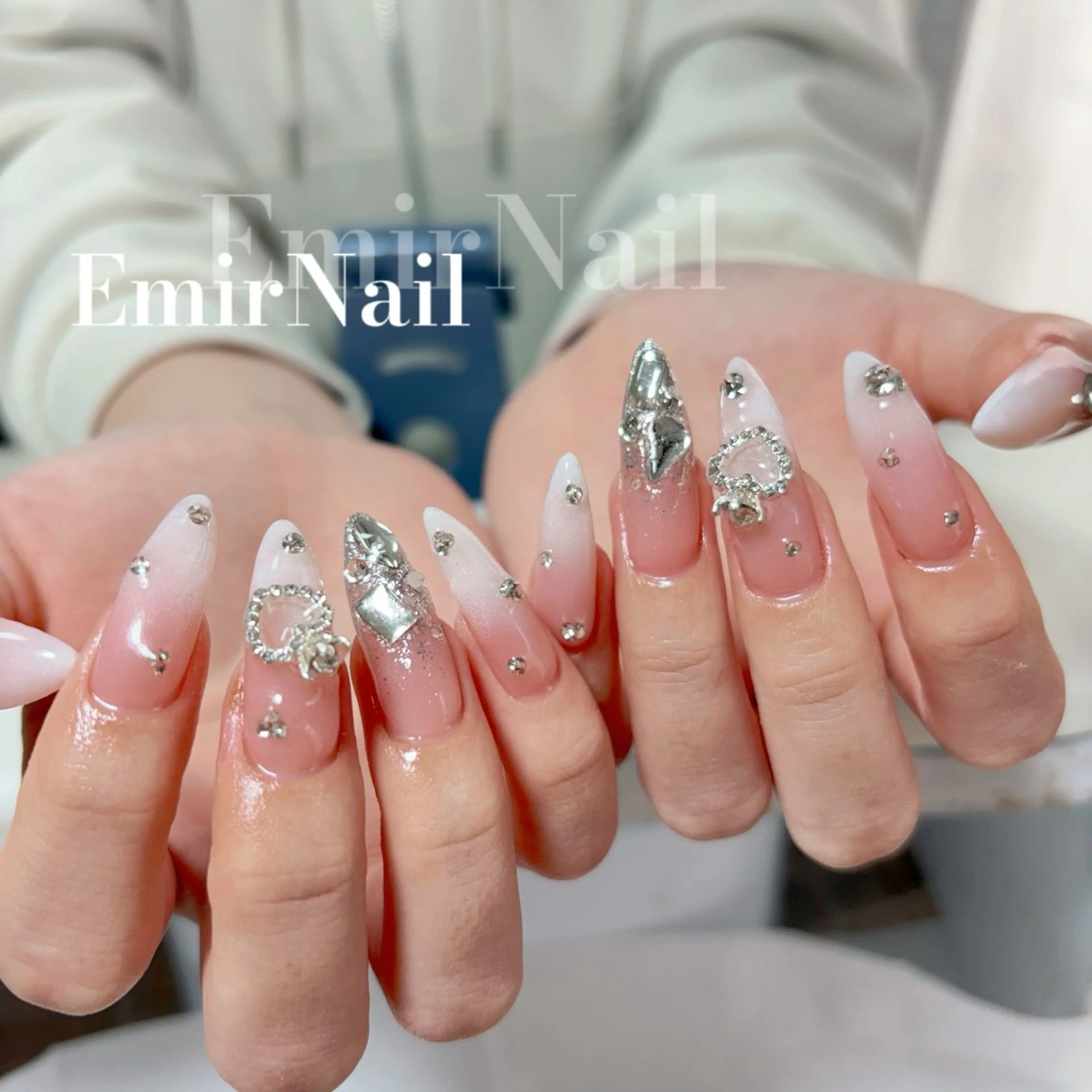 ネイル Emir Nailのネイルデザイン