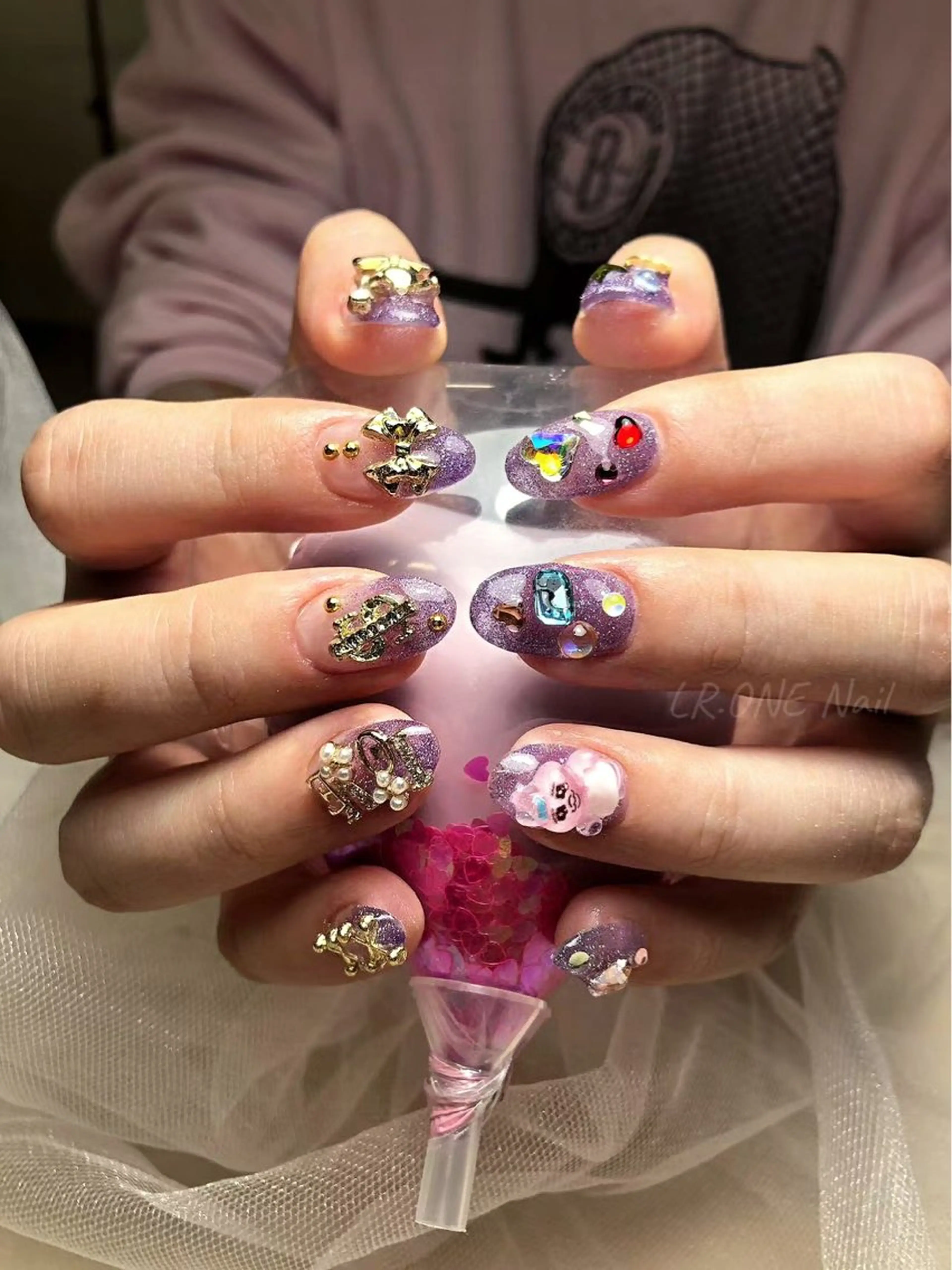 ネイル LR.ONE ヨウのネイルデザイン