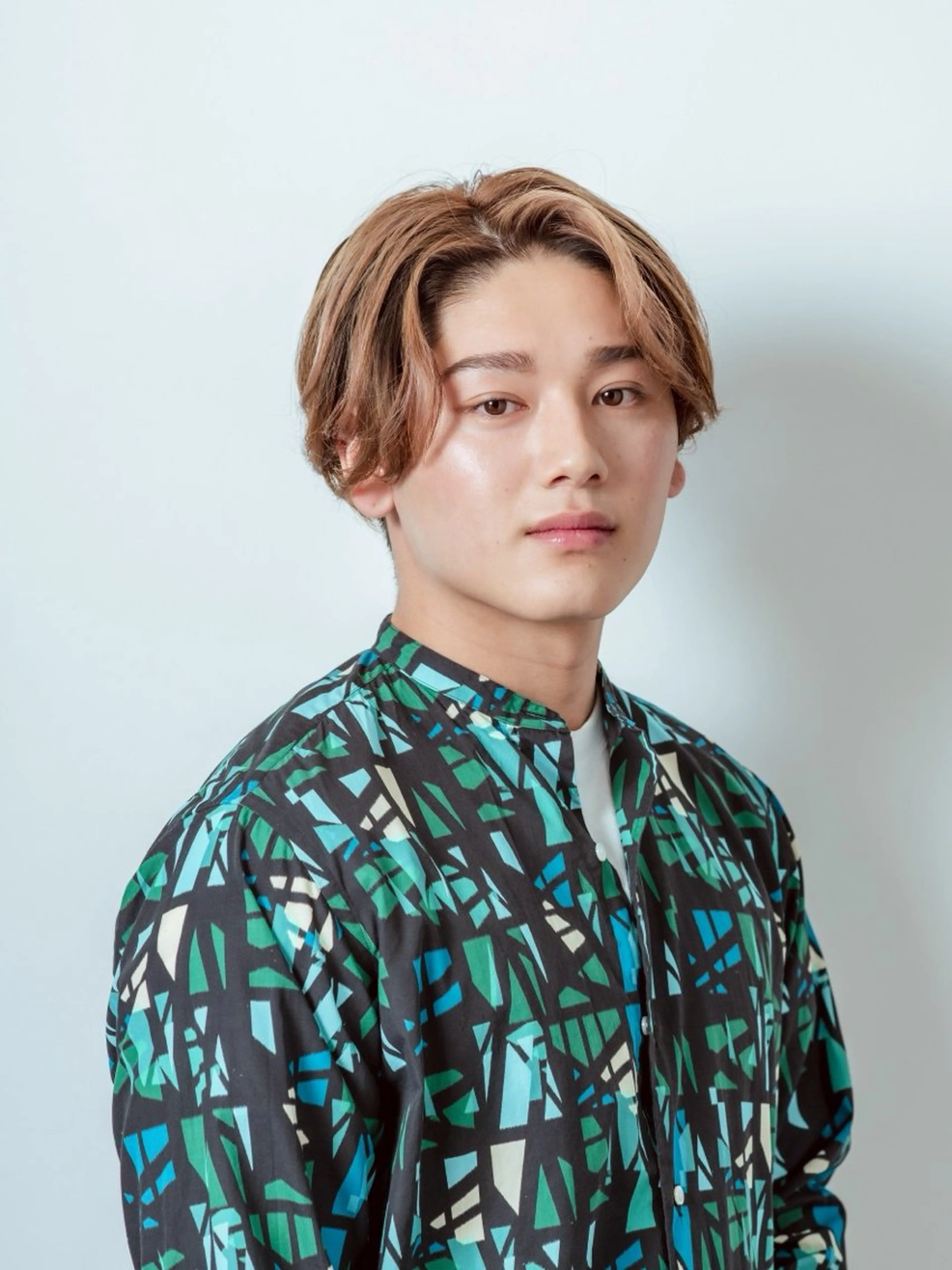 パーマ 小栗 柊翔のヘアスタイル