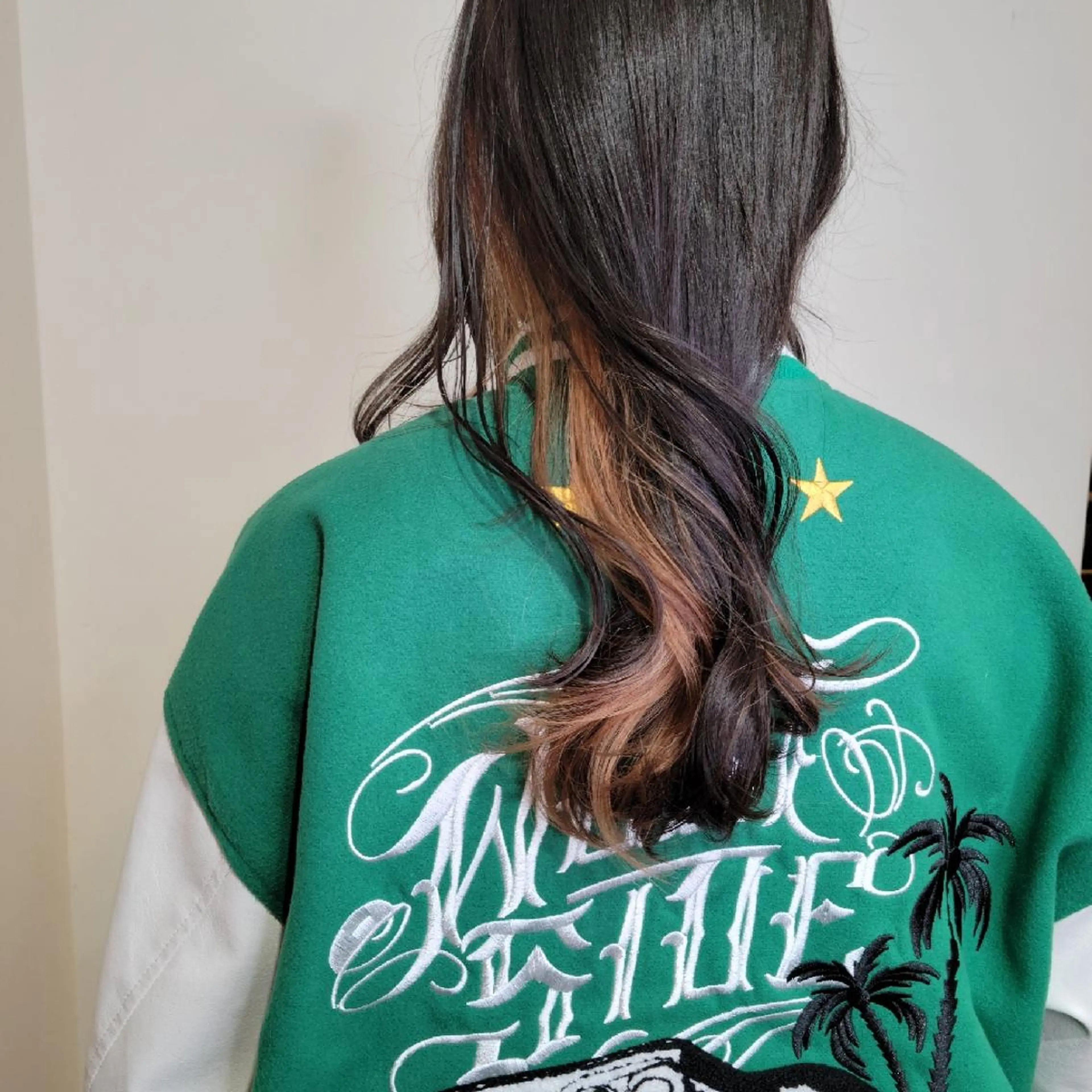 ロング カット ヘアカラー トリートメント 🇰🇷透明感×ハイ トーン🌟tomoのヘアスタイル