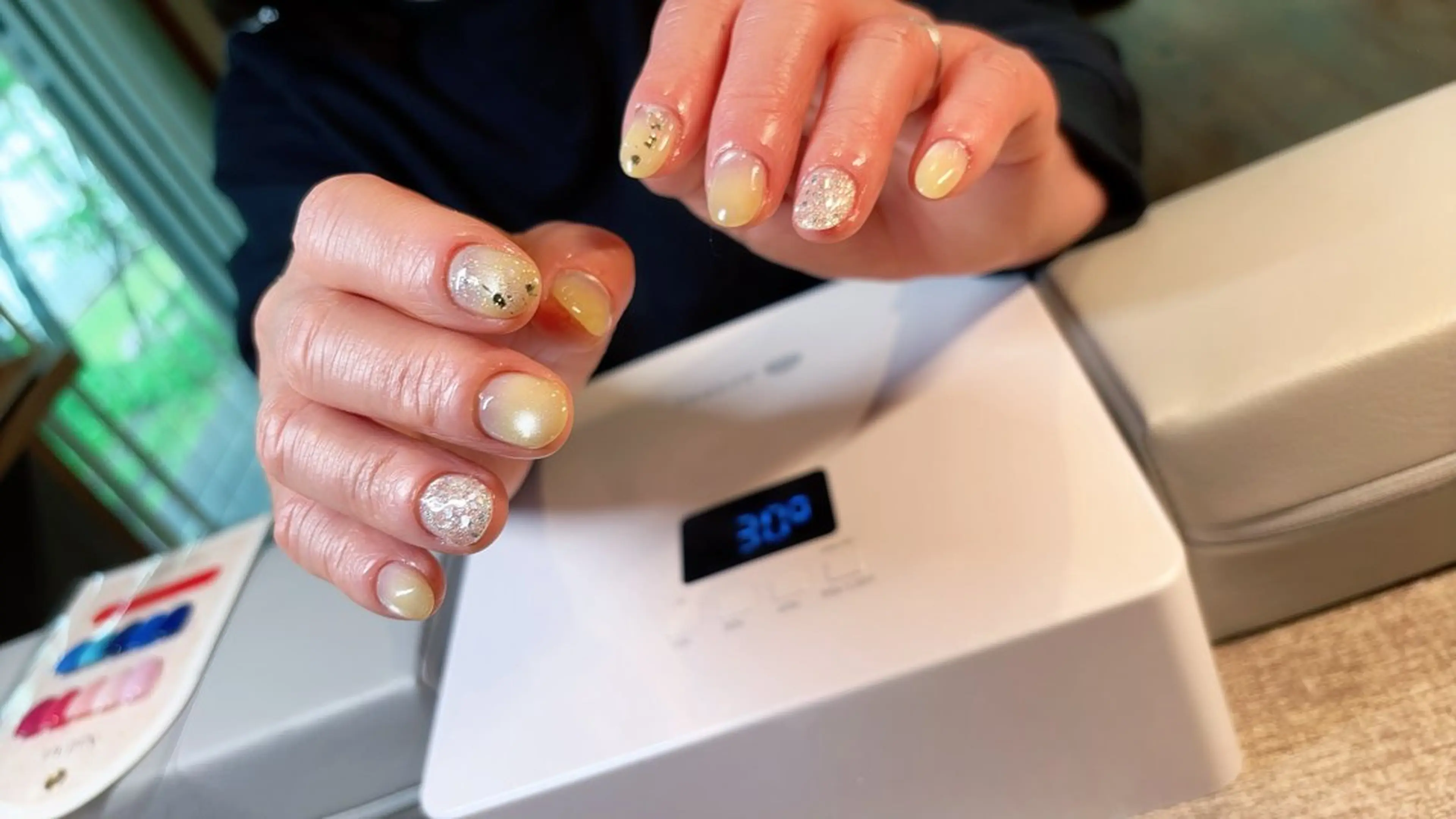 ネイル Shadow nailのネイルデザイン