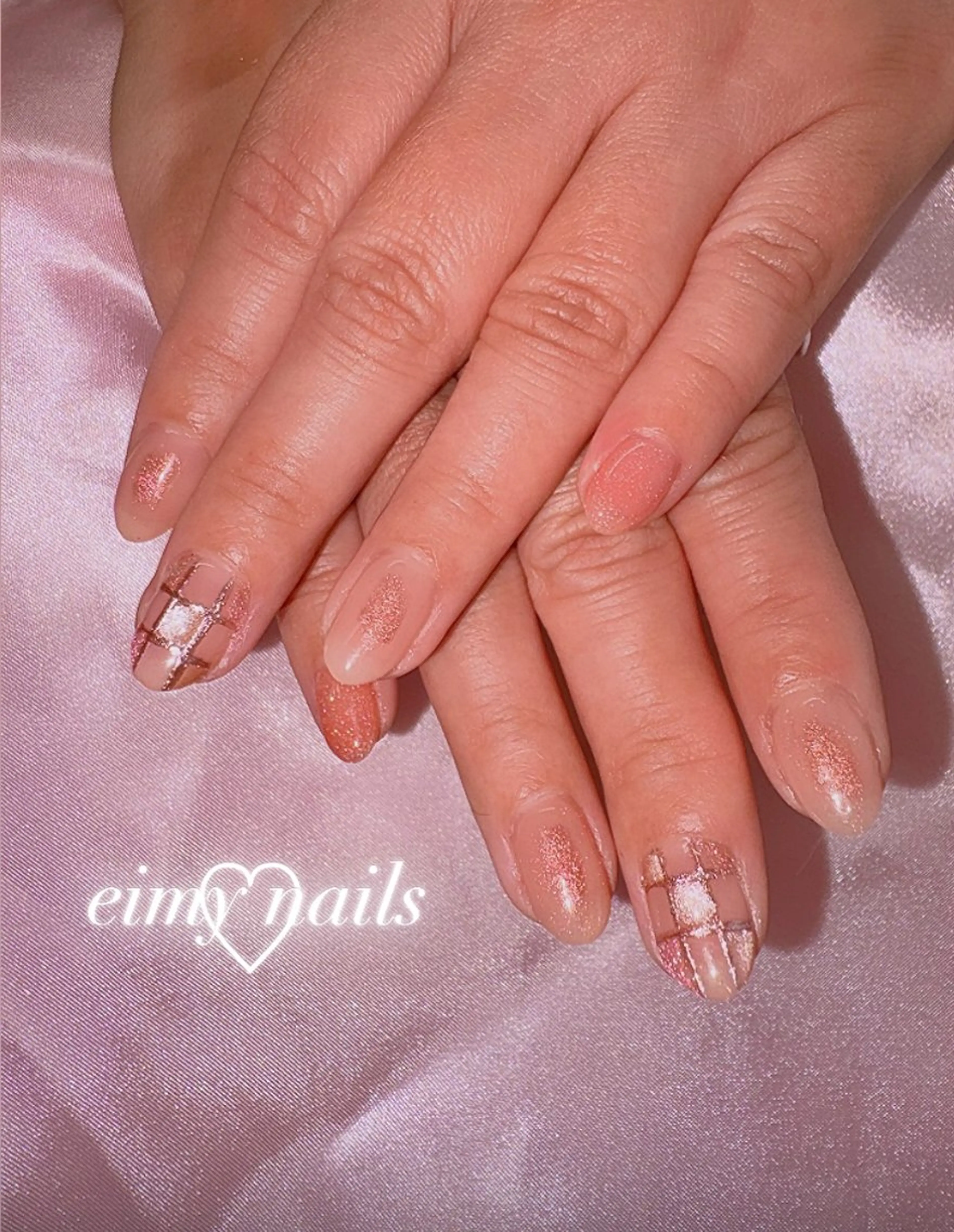 ネイル チークネイル フラッシュネイル ラメ(グリッター) マグネットネイル オフィスネイル ハンドネイル eimy nails♡のネイルデザイン