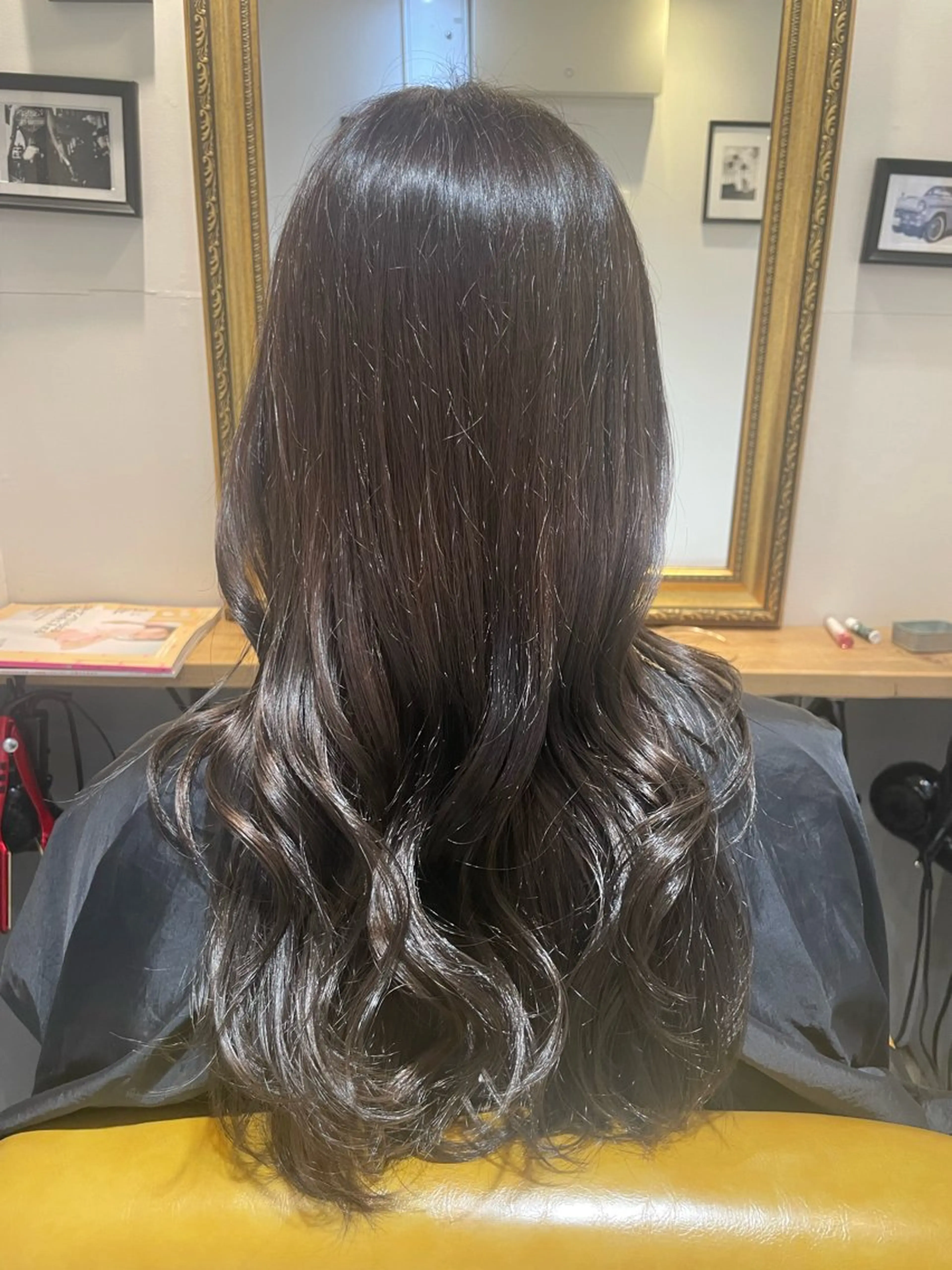 セミロング 田中 志織のヘアスタイル