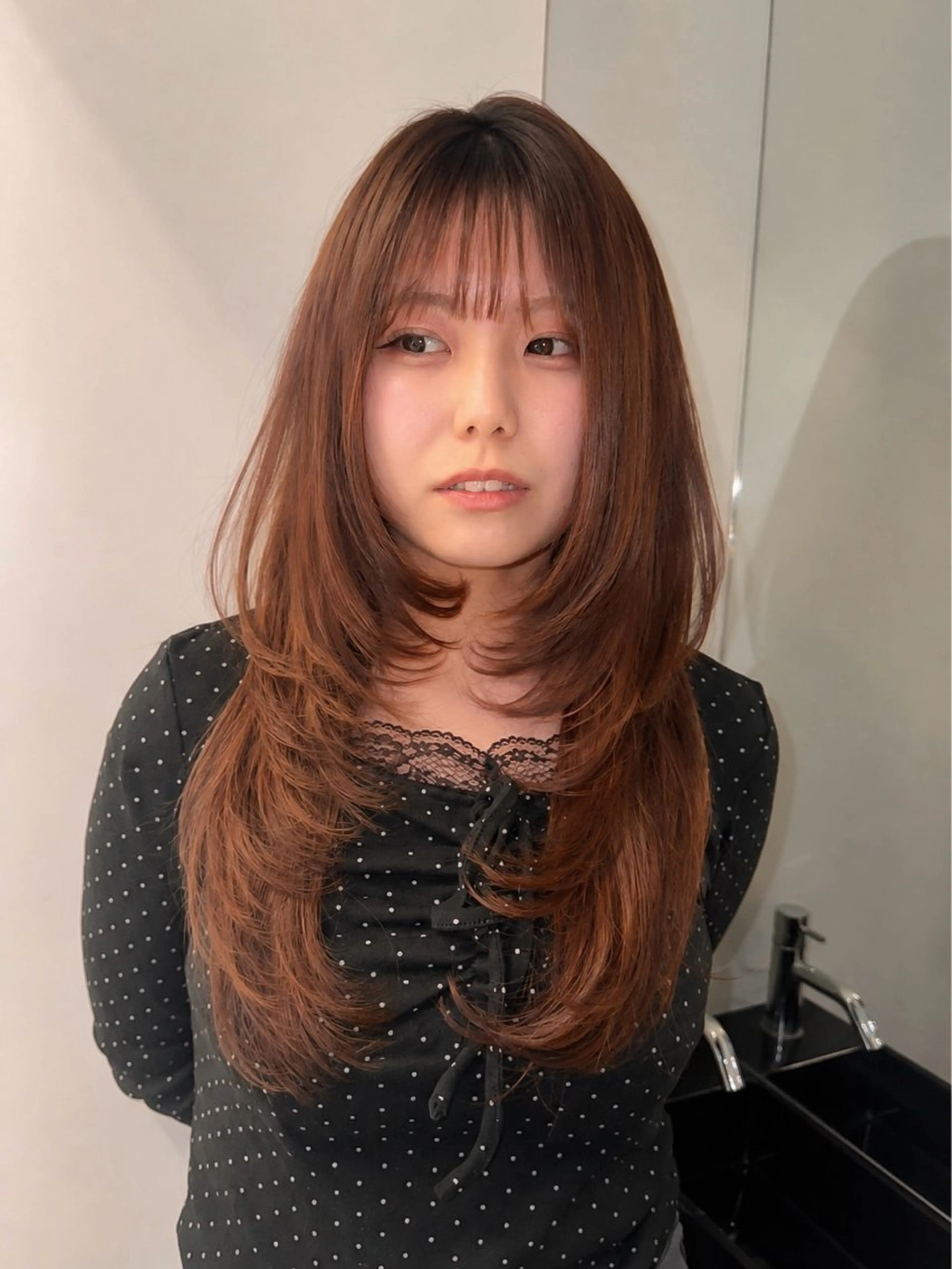 ロング カラー くびれヘア 顔周りカット 韓国風ヘア レイヤーカット 小顔カット カット ヘアカラー レイヤーカット 大名　sakiのヘアスタイル
