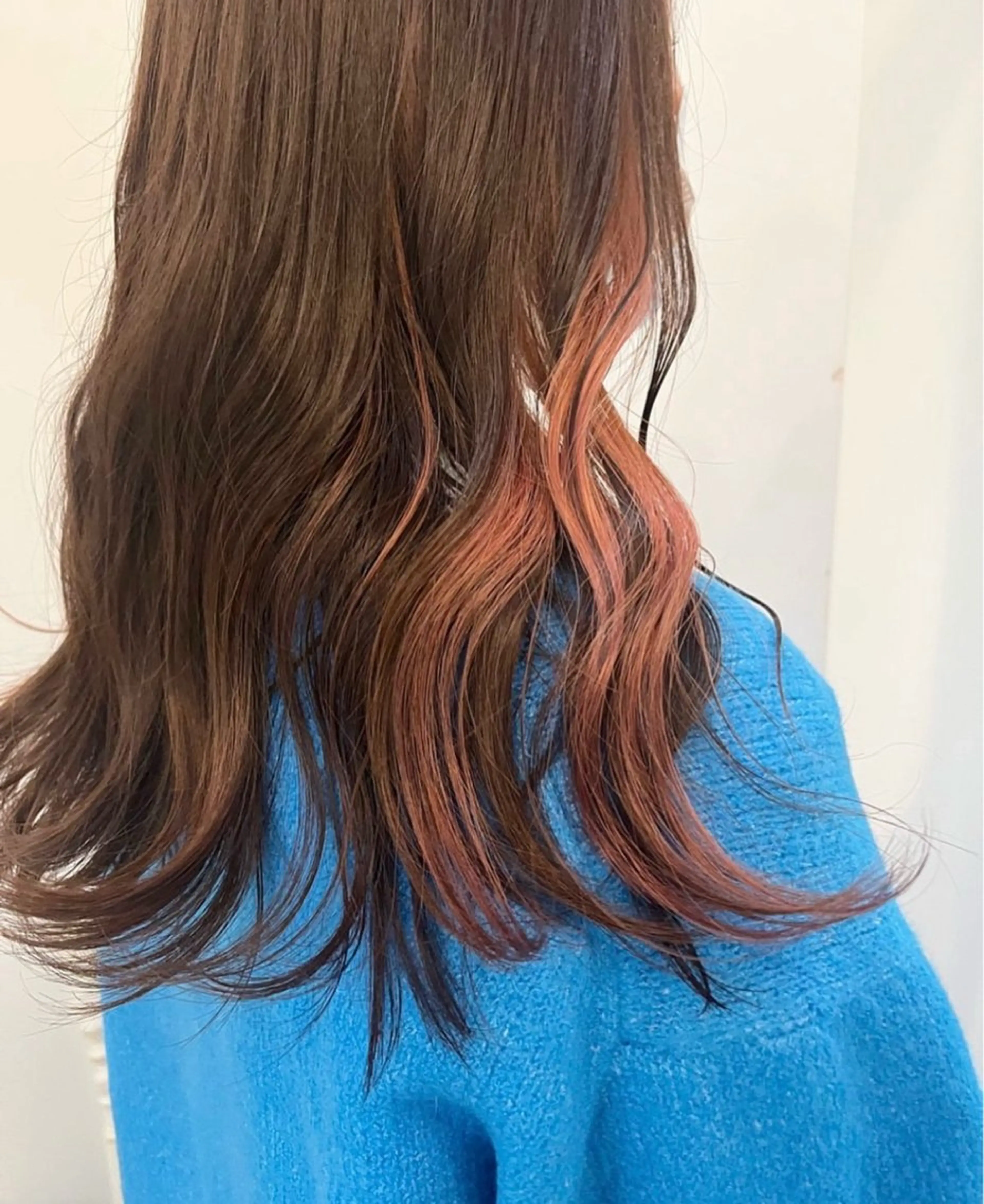 ロング FERIA かりんのヘアスタイル