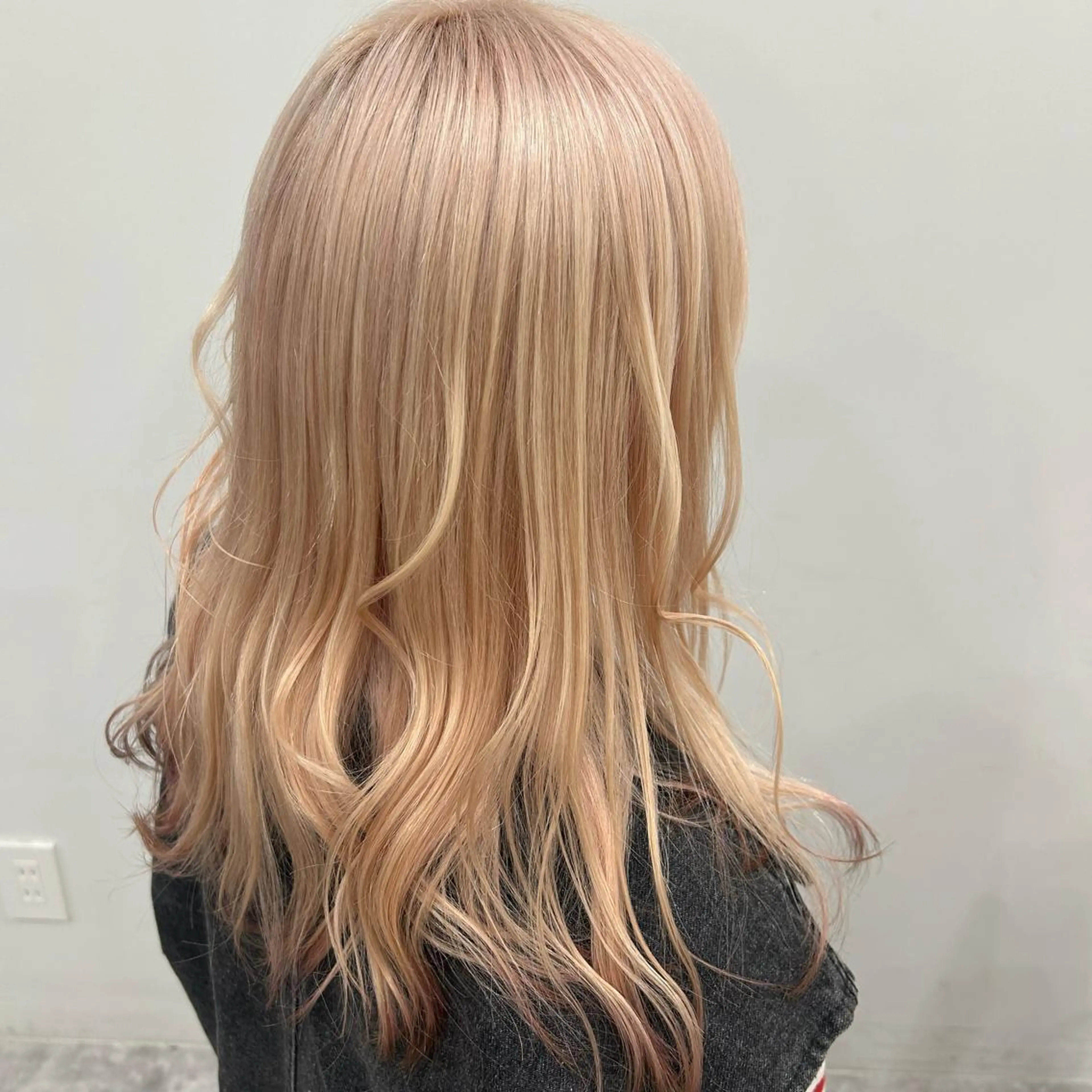 セミロング カラー ヘアアレンジ SHIAN 立川店所属・SHIAN 立川 🍑すずかのヘアスタイル